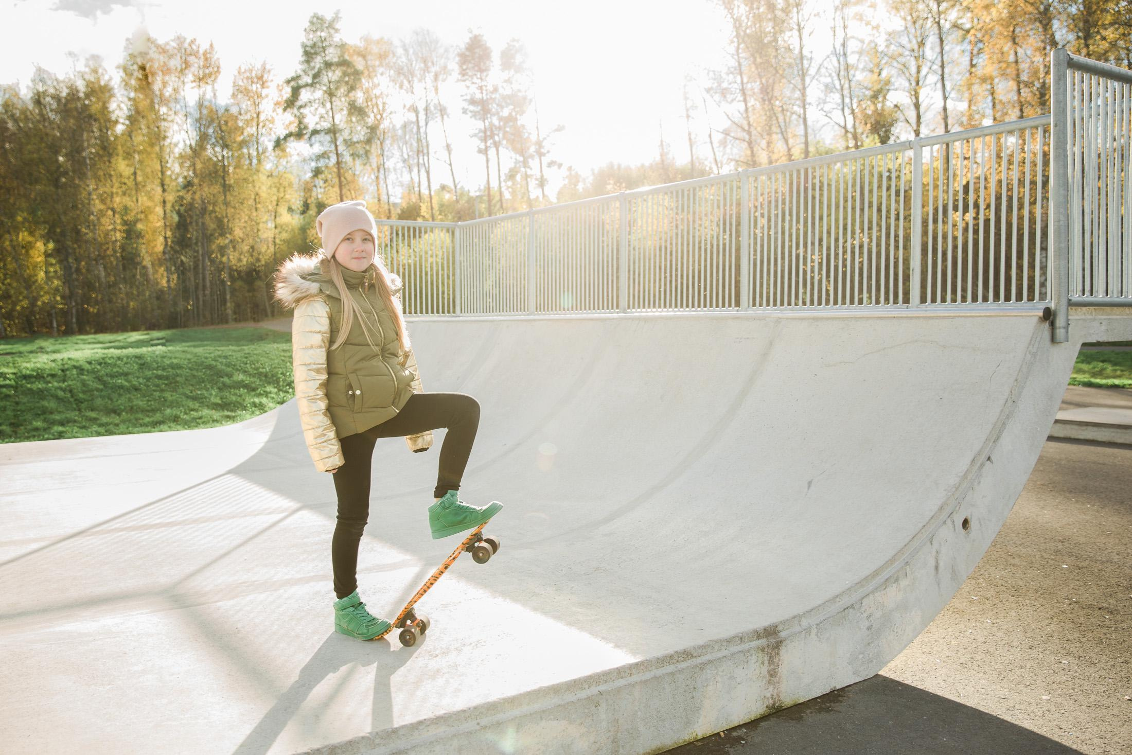 Kaverikuvaus syksyisessä Turussa