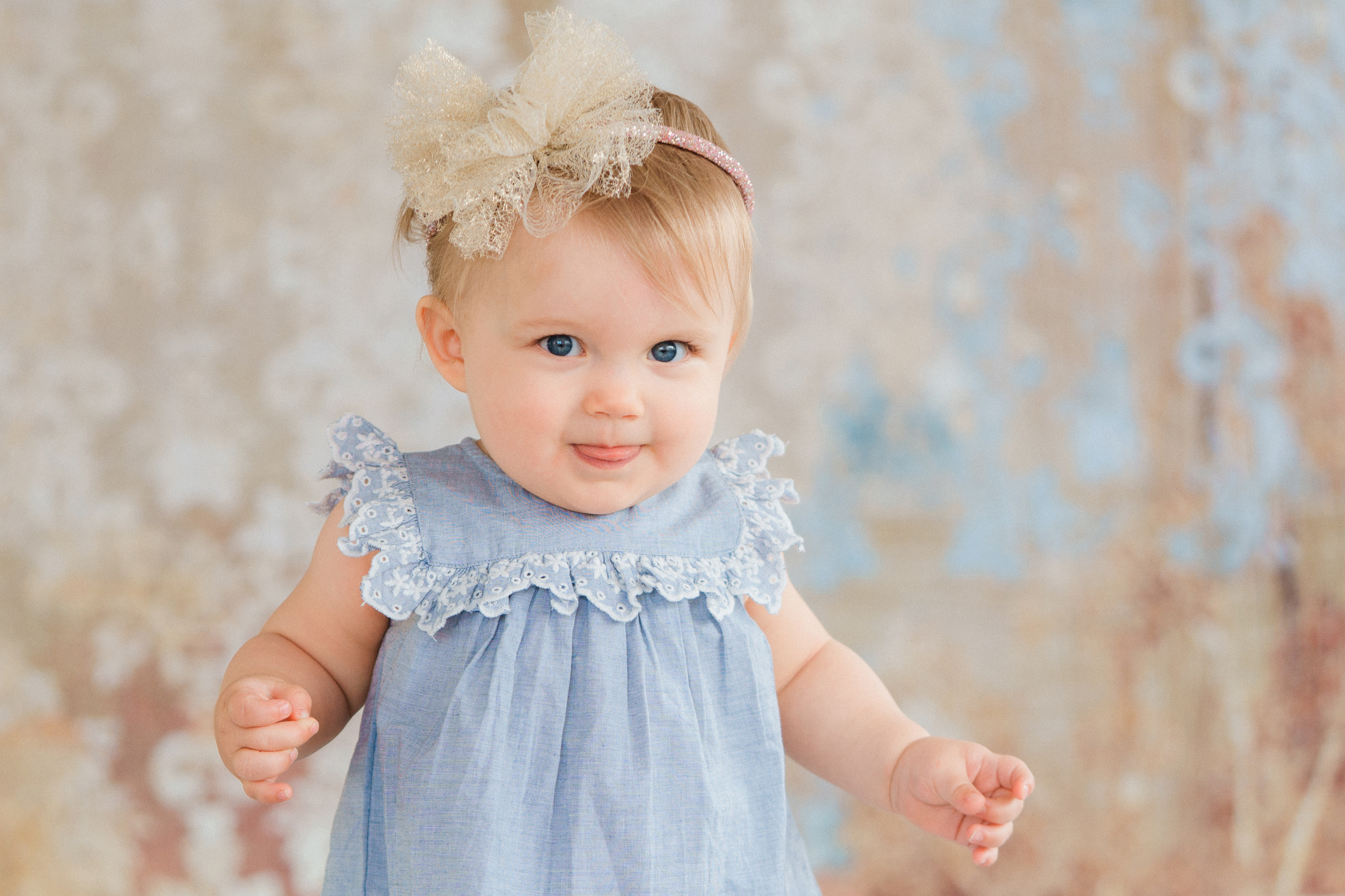 Perhekuvaus Helsingissä studiossa + kakun tuhoaminen