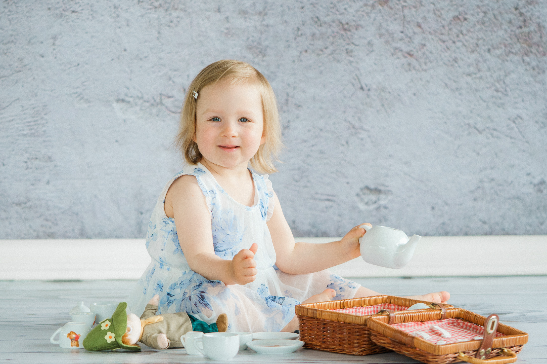 2-vuotiskuvaus Studiossa Helsingissä