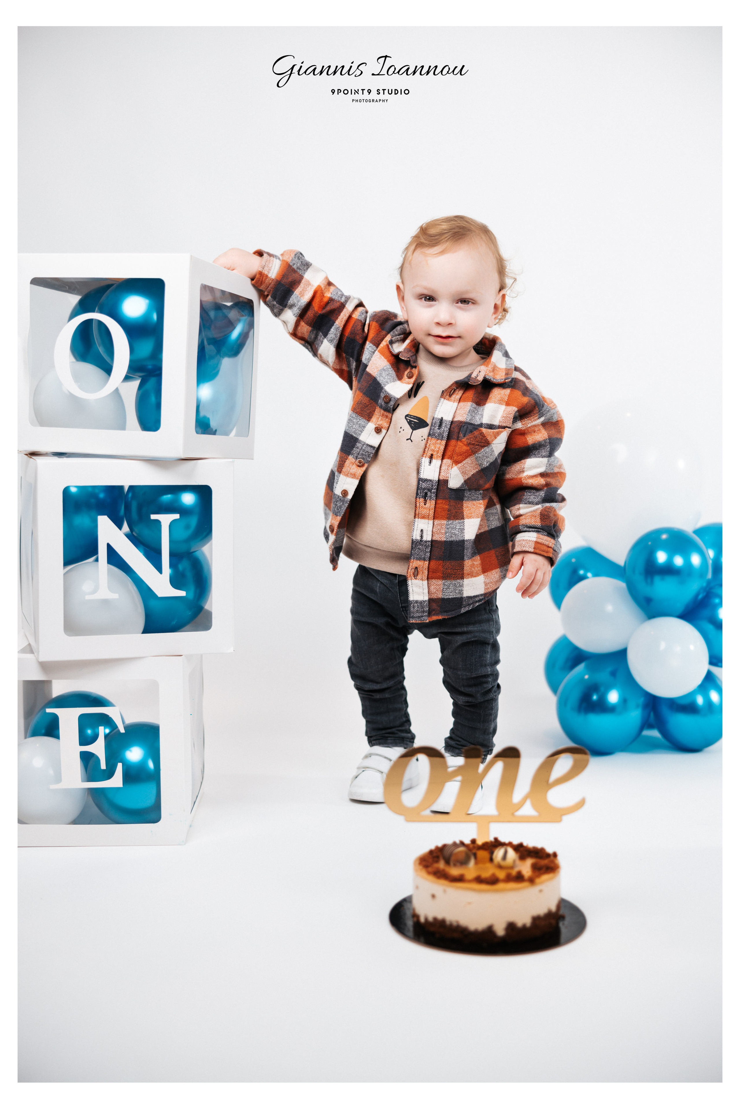 CAKE SMASH. Giannis Ioannou