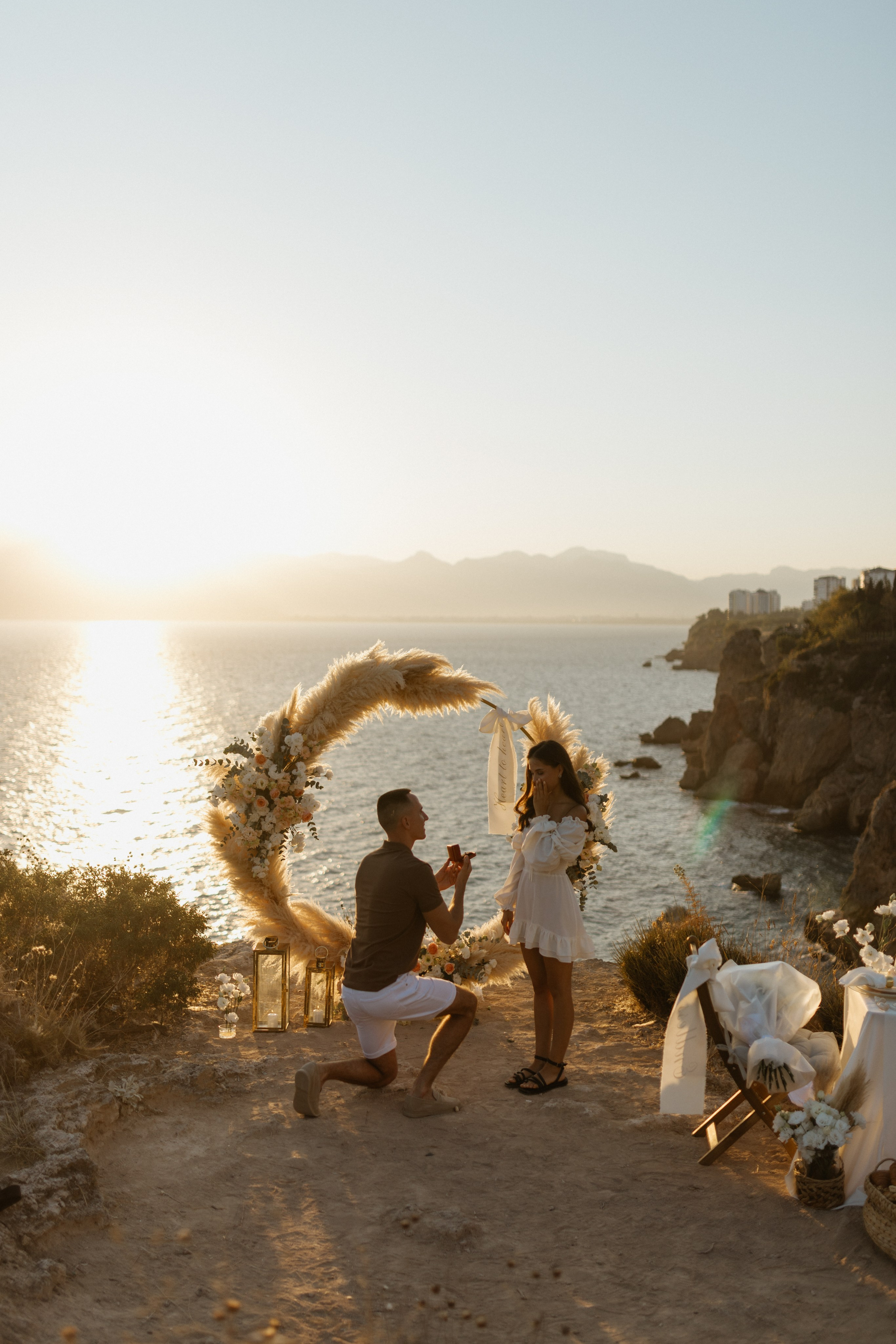 Предложения руки и сердца в Анталии. Предложения руки и сердца в Алании. Предложения руки и сердца в Белеке. Предложения руки и сердца в Турции. Предложения руки и сердца в Кемере. Где сделать предложение руки и сердца в Алании? Предложение руки и сердца на яхте в Турции . Фотограф в Анталии. Организация свадеб в Анталии .