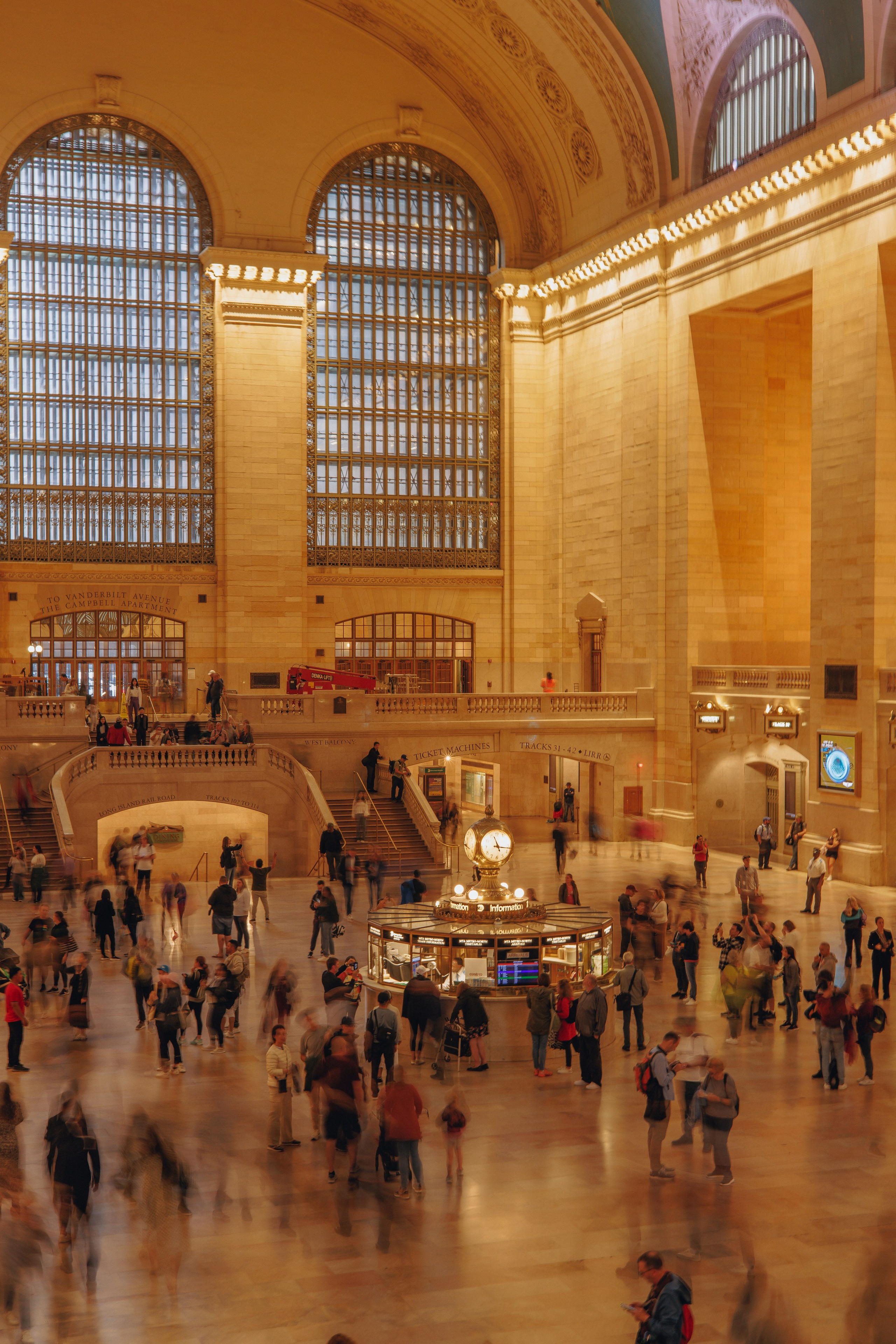 NEW YORK | WALLPAPERS. Photographer in Los Angeles. Julia Ishmuratova