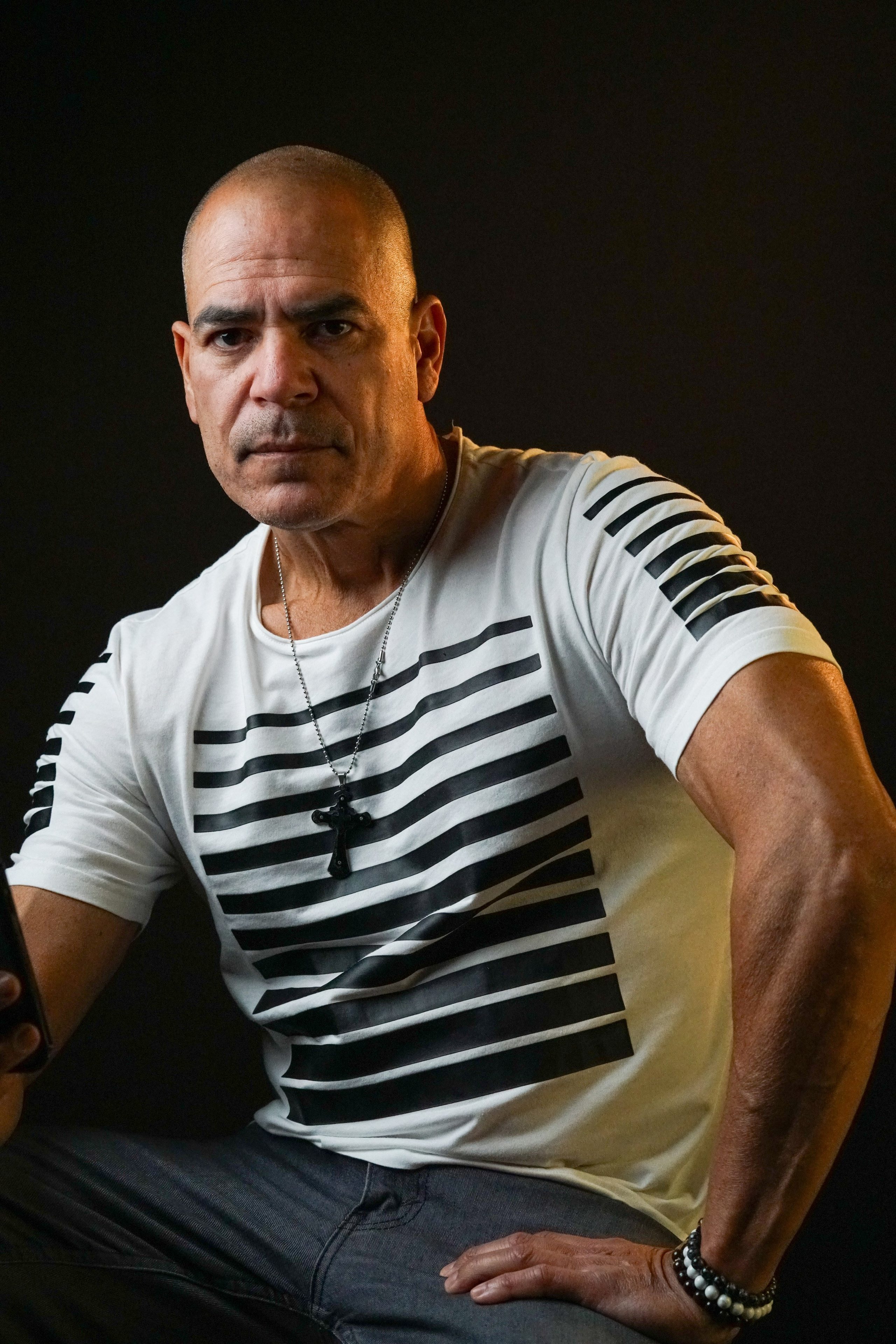 Contact. Manny Cruzado Photography