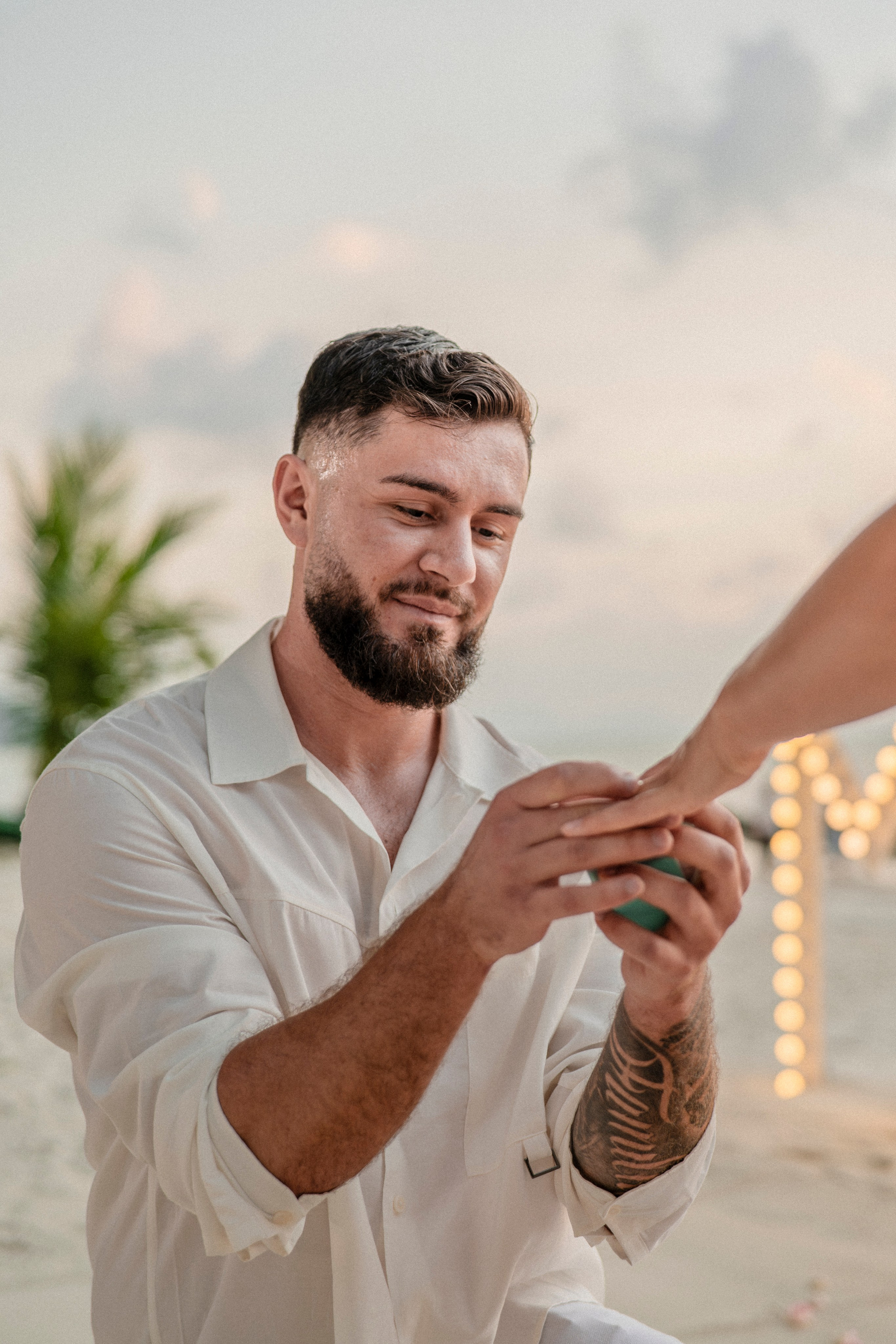 Gallery. Marriage Proposal & Romantic Beach Dinner in Pattaya