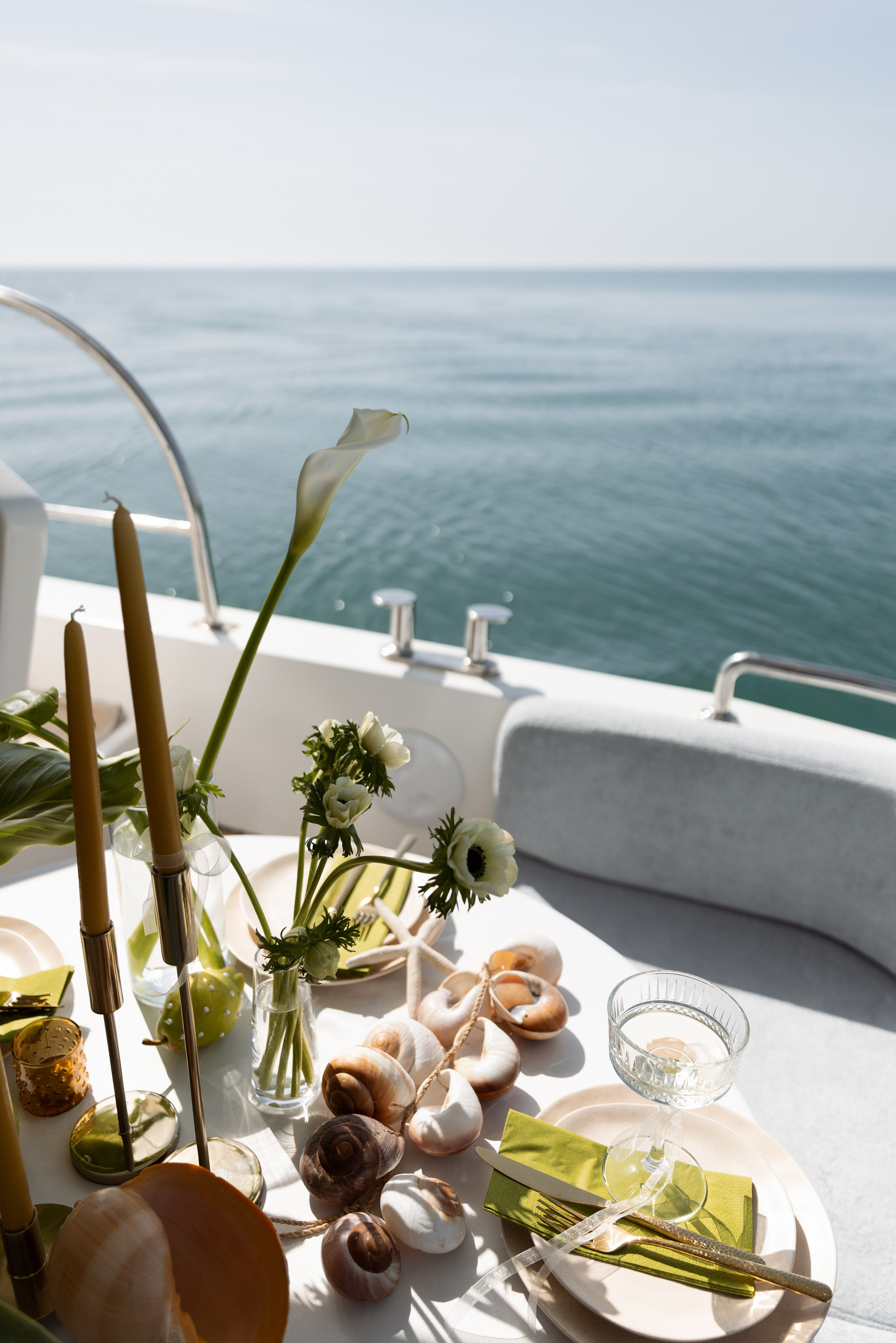 Декорирование яхты. Wedding & Event Planner