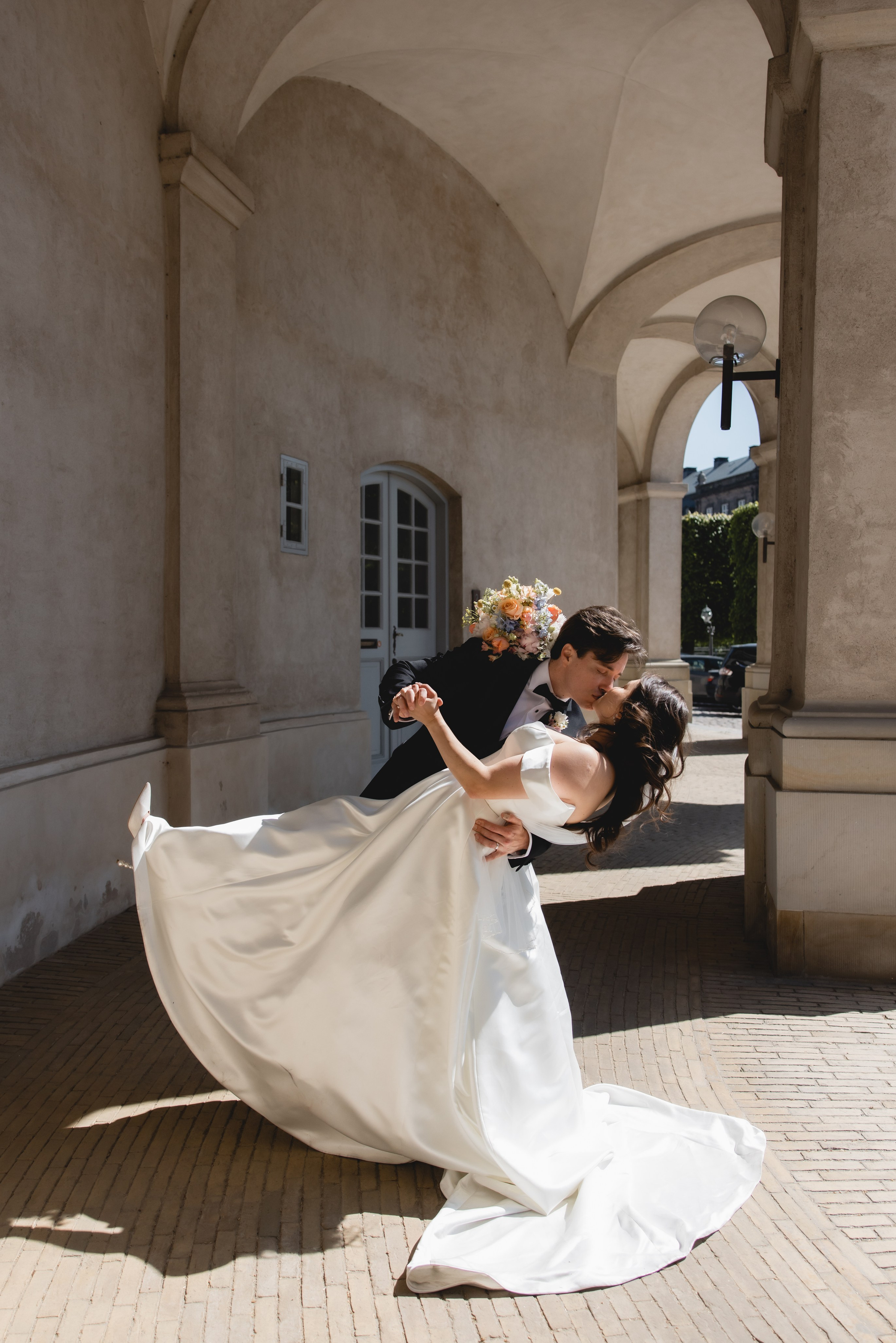 TOP-12 photogenic places for Wedding in Copenhagen. Bryllupsfotograf i København, Danmark — Julia Byron