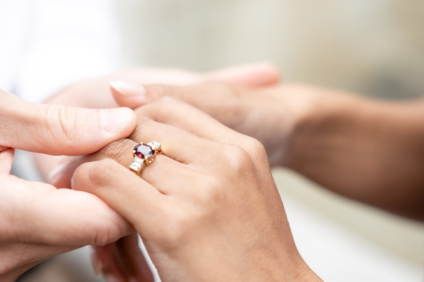 Couple Session in Toulouse | Romantic Photography in France. Eugénie Smirnova — Wedding & Elopement Photographer in Southwest France