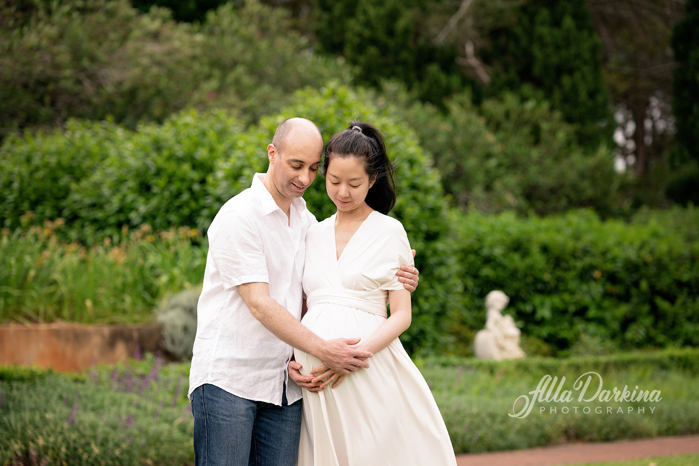 CLIENT WARDROBE. Newborn and family photographer. Hills District. Sydney