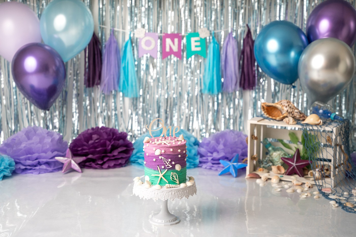 Cake Smash Themes. Newborn and family photographer. Hills District. Sydney