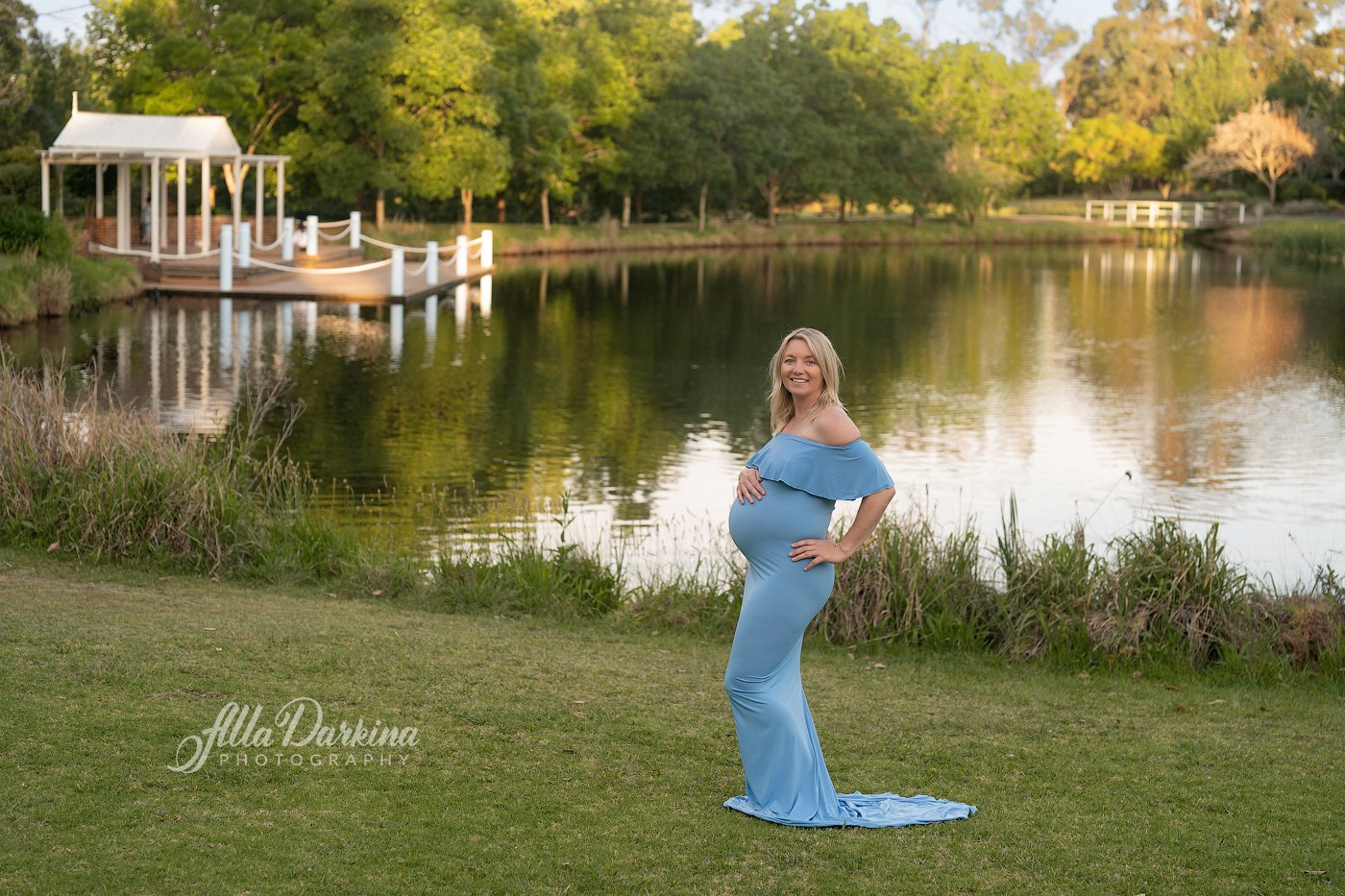 CLIENT WARDROBE. Newborn and family photographer. Hills District. Sydney