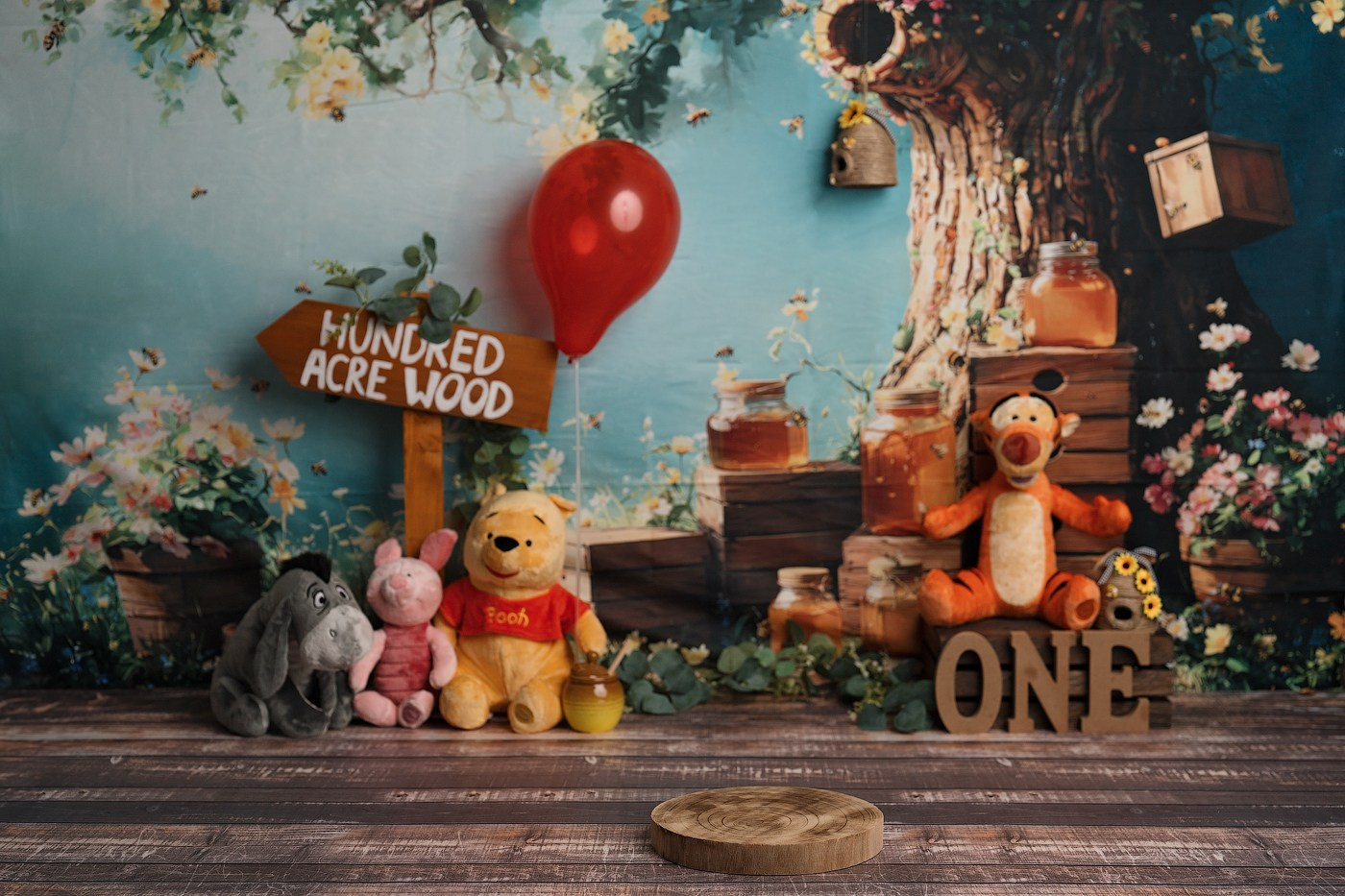 Cake Smash Themes. Newborn and family photographer. Hills District. Sydney