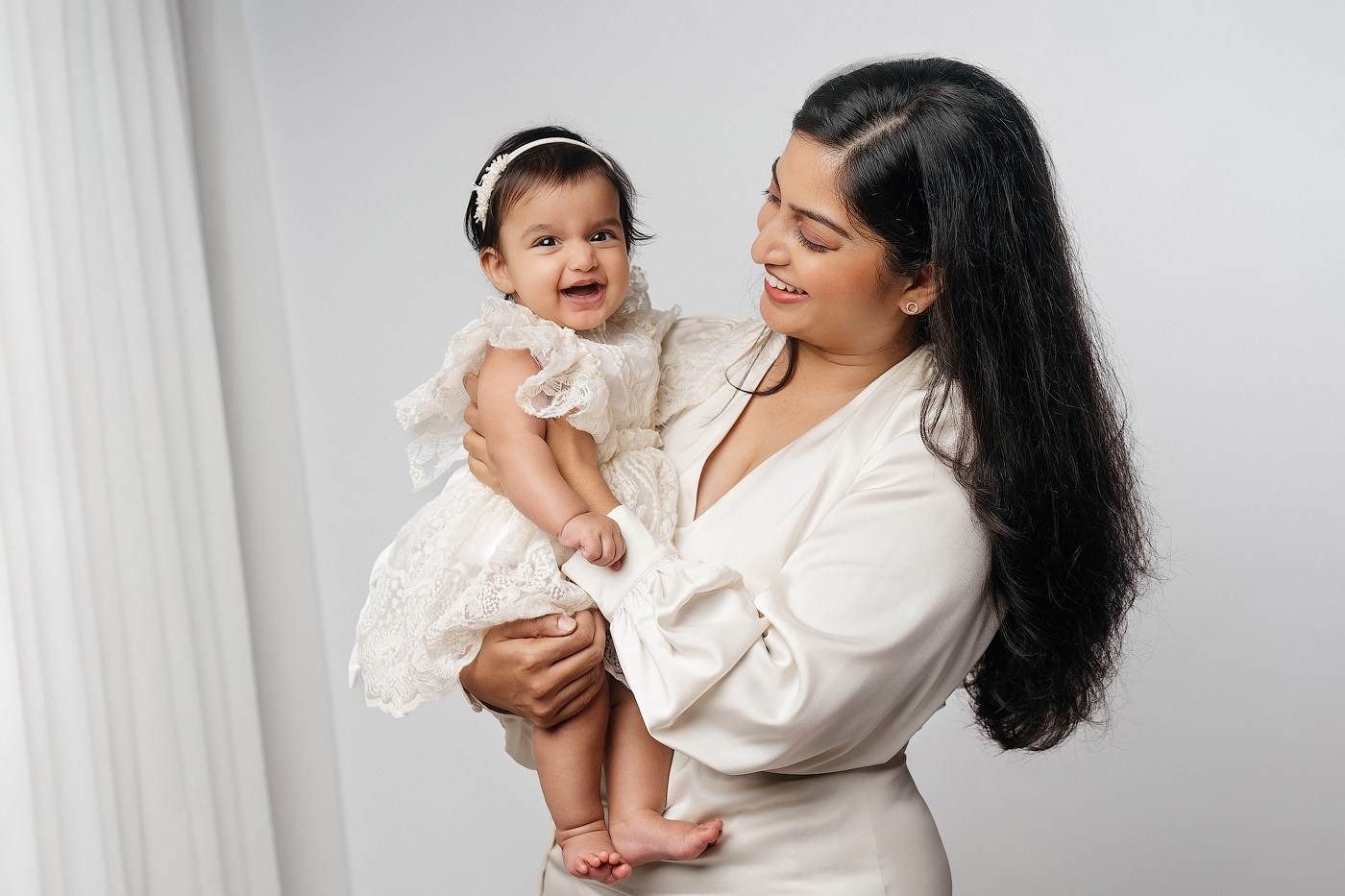 MOTHER’S DAY 2025. Newborn and family photographer. Hills District. Sydney