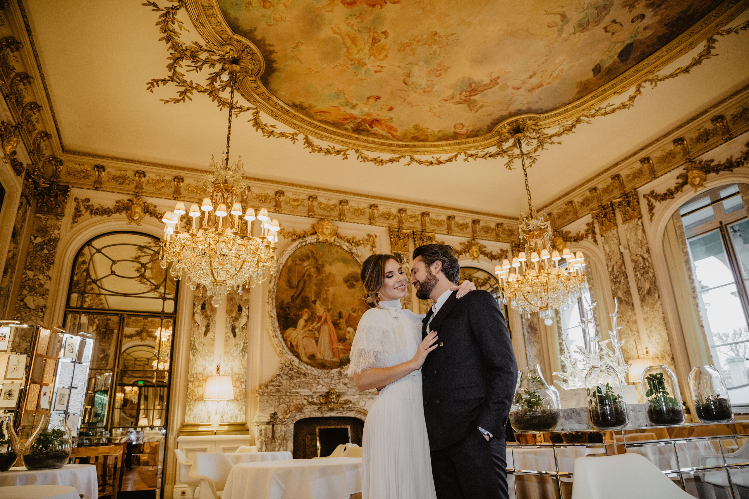 Le Meurice Wedding Paris | Luxury Wedding Photographer Paris. Paris Wedding Photographer