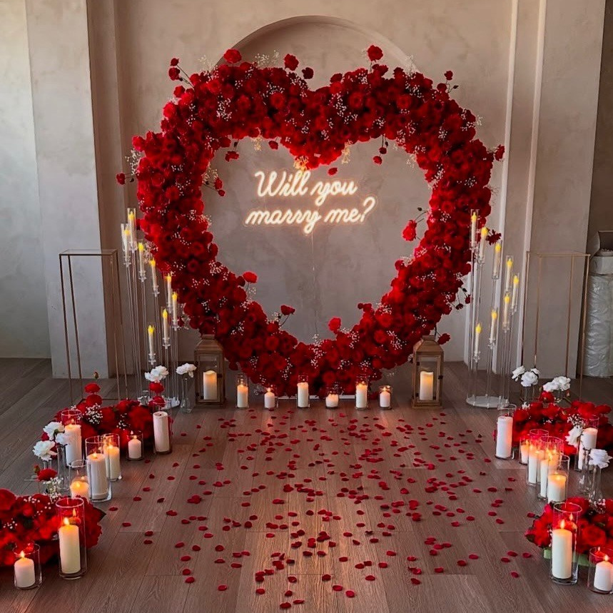 Miami Engagement Photographer: Your discreet Paparazzi