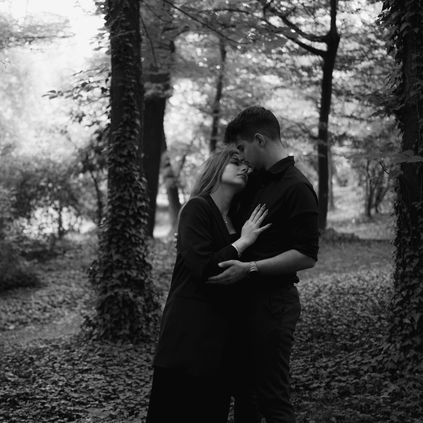 Despre noi. STORYCATCHERS