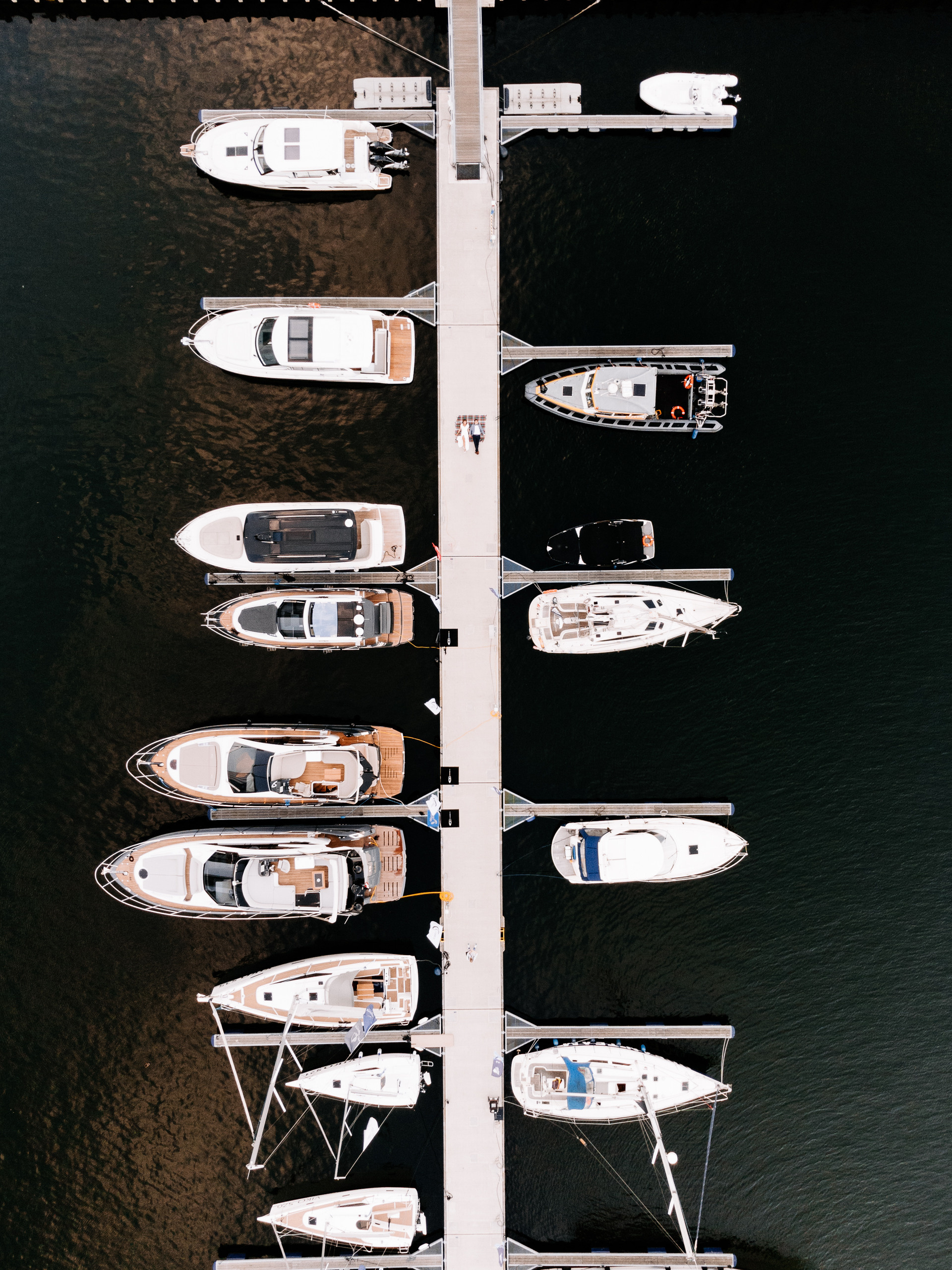 O co zapytać fotografa ślubnego - pytania i odpowiedzi. Fotograf Ślubny Warszawa - Sesje Biznesowe Rodzinne Eventy