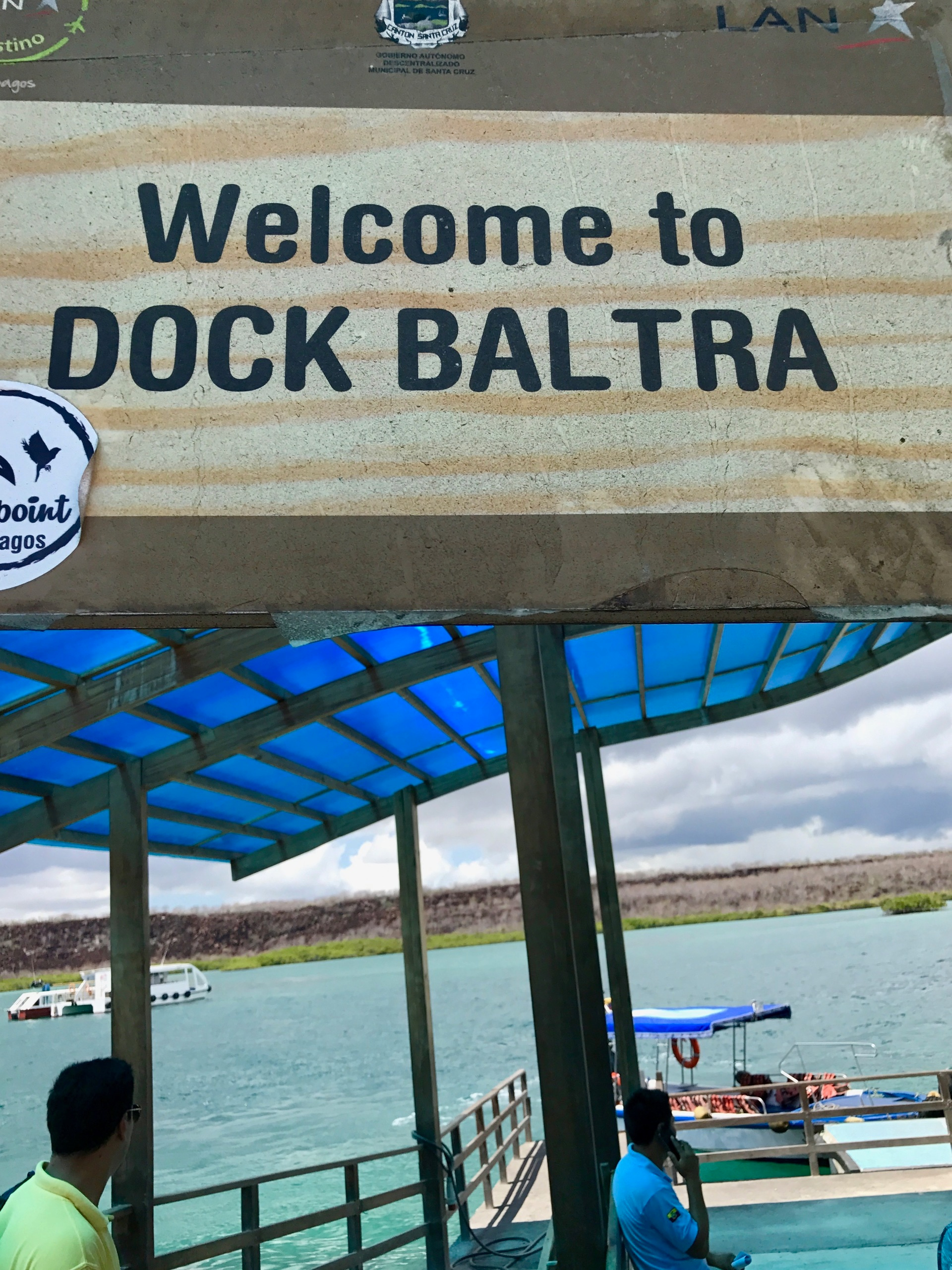 Galapagos. Milok et Kirok sont des gens positifs et réels. Nous serons ravis de v