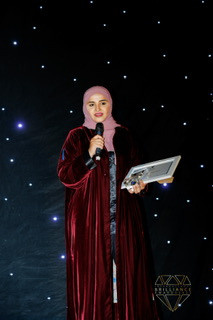 BLUE OCEAN BRILLANCE AWARD. Professional garden design and photography services in London