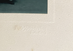 Girl in the park. Современнные и актикварные украшения в Барселоне, Москве и Санкт-Петербурге