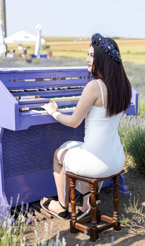 Sedinta foto in lanul de lavanda