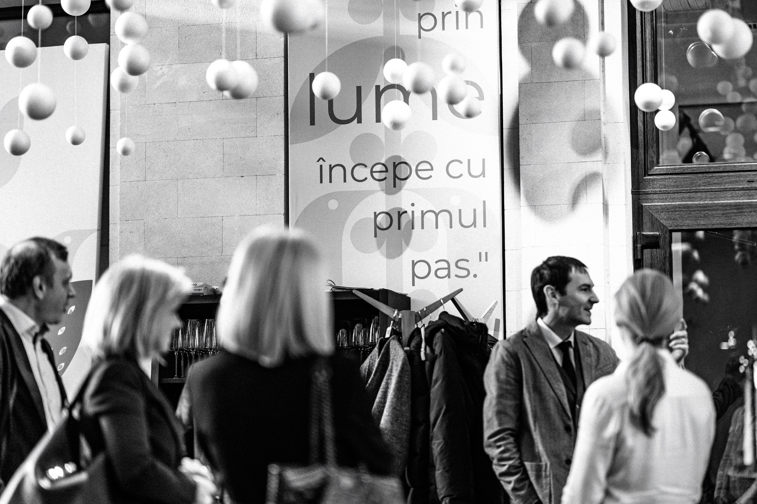 FOTOREPORTAJ. Fotografie artistică și reportaj evenimente by Artur Okami