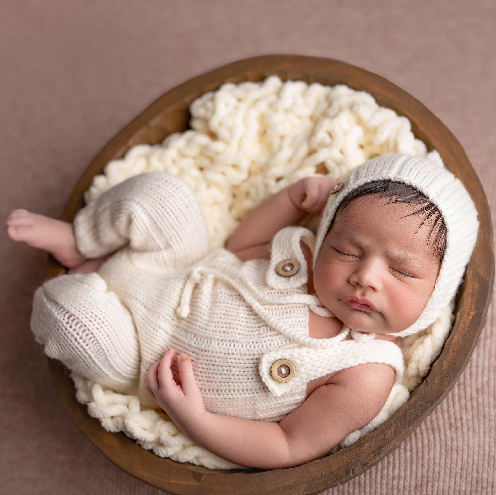 In-home newborn photography Raleigh & area Katya Kulikova