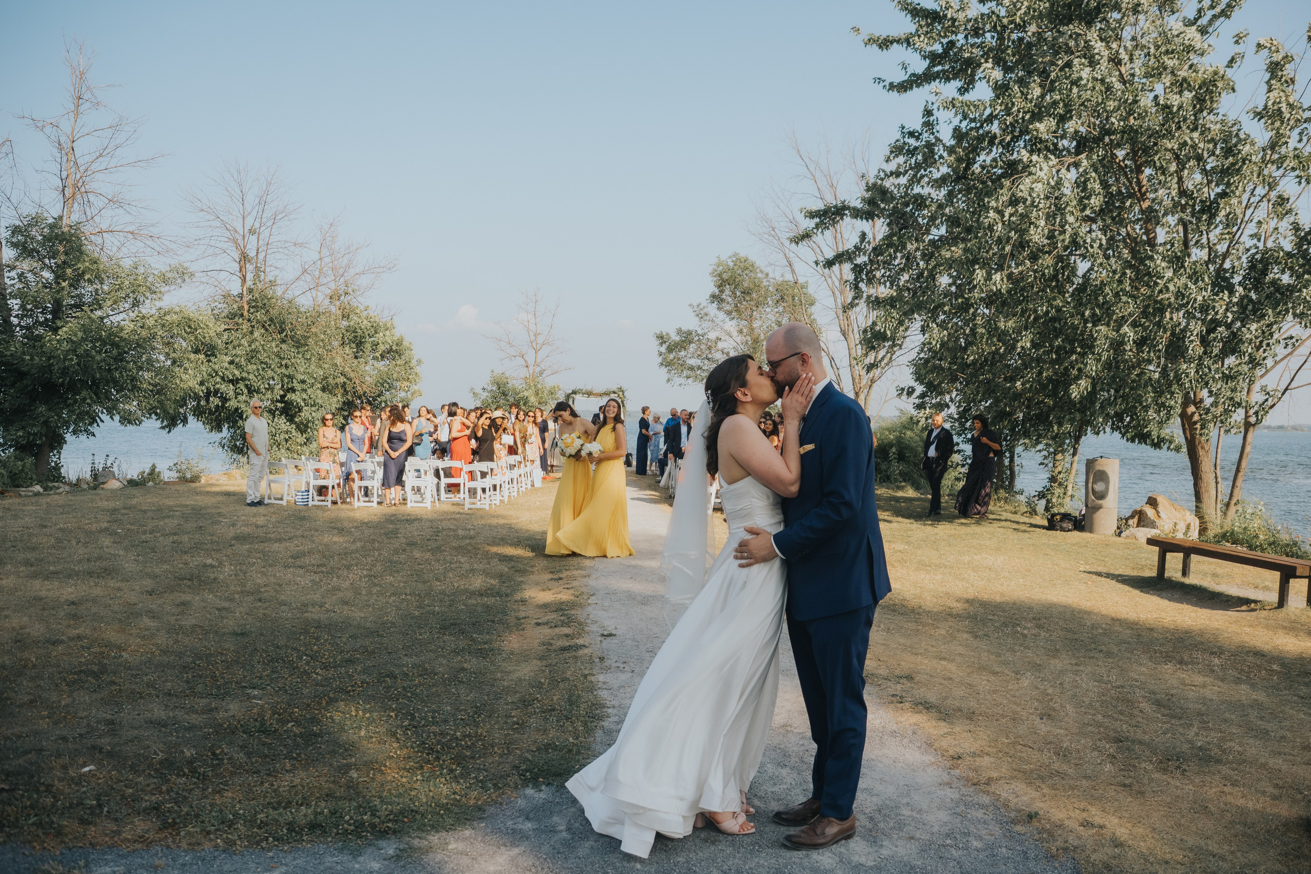 The most romantic rustic wedding venues in and around Montreal. Montreal Wedding Photographer — Muriel Oe Photo
