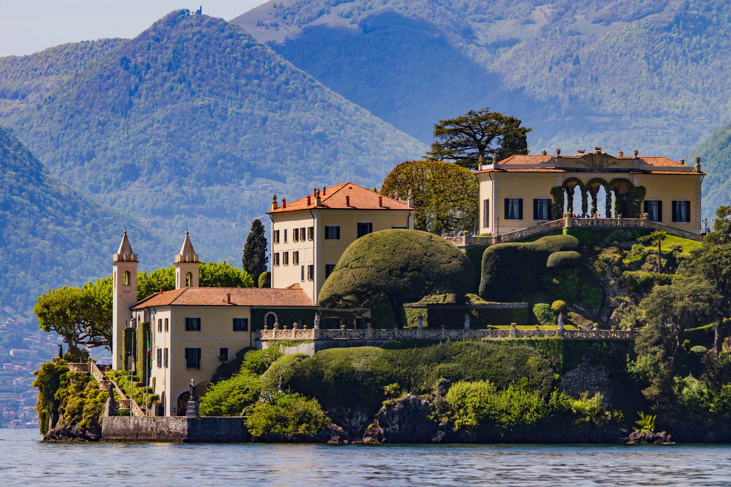 Villa Balbiano vs Villa del Balbianello | Lake Como Wedding Venue