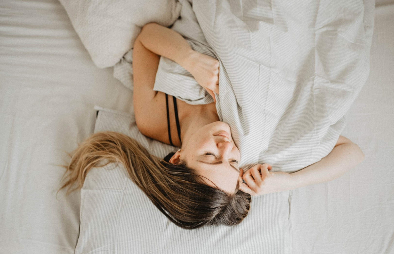 Jógový pobyt v Potrugalsku. Mateřství. Nevýchova. Život v souladu s přírodou. Jóga