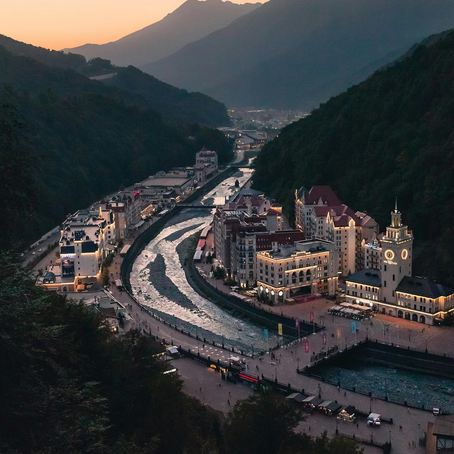 Россия. Туристическая компания в Москве и Баку