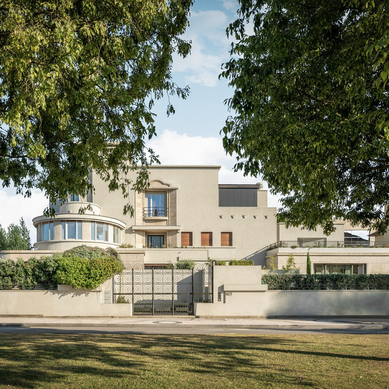 ESPAÇOS. André Fontoura