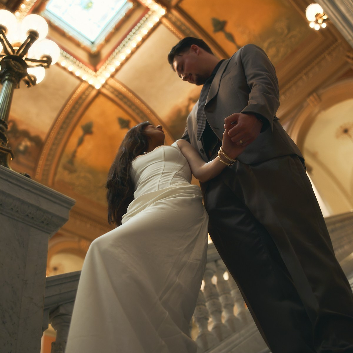 Small wedding ceremony photographed in Columbus Ohio