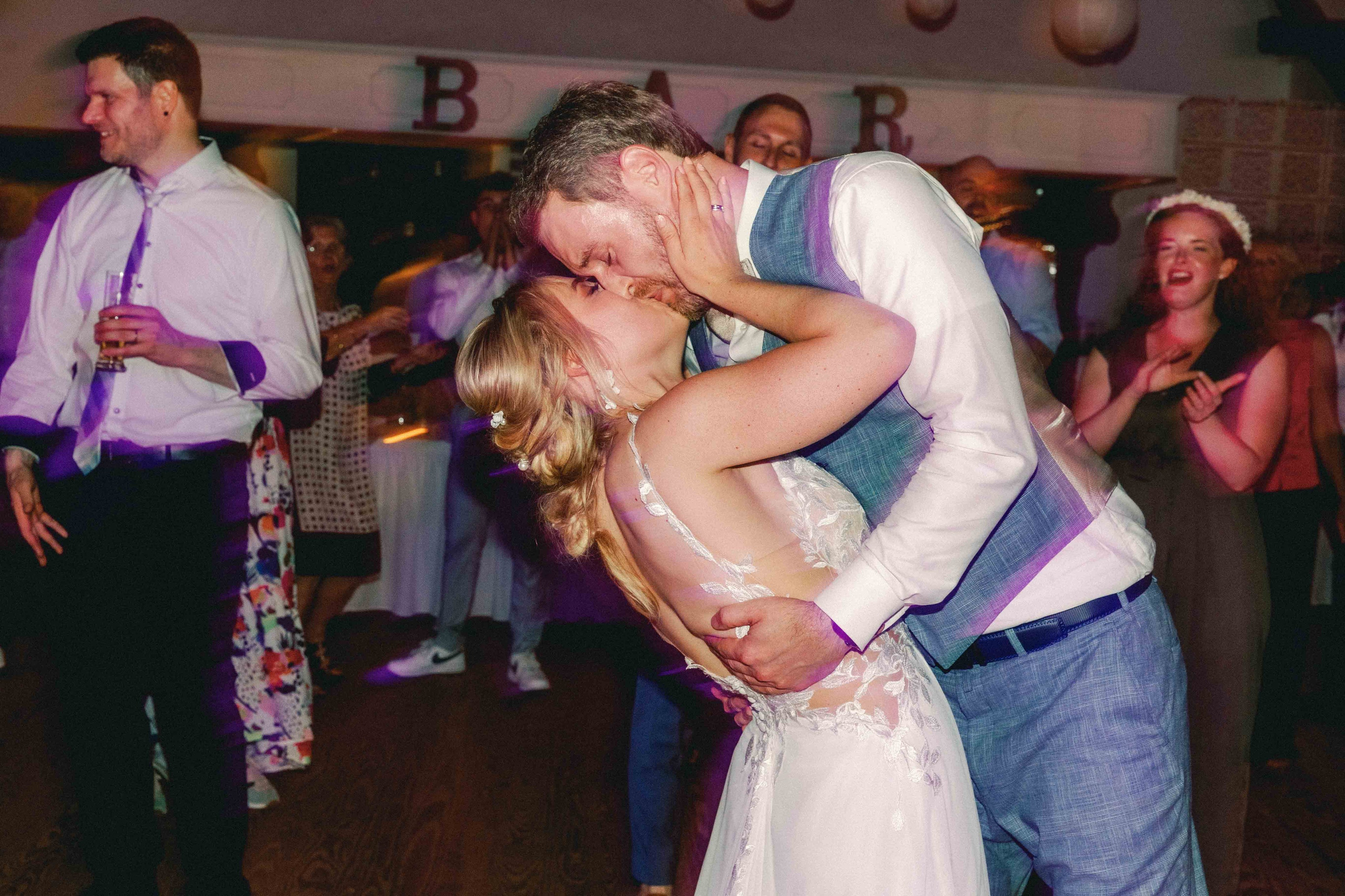 Hochzeit im AK Happiness