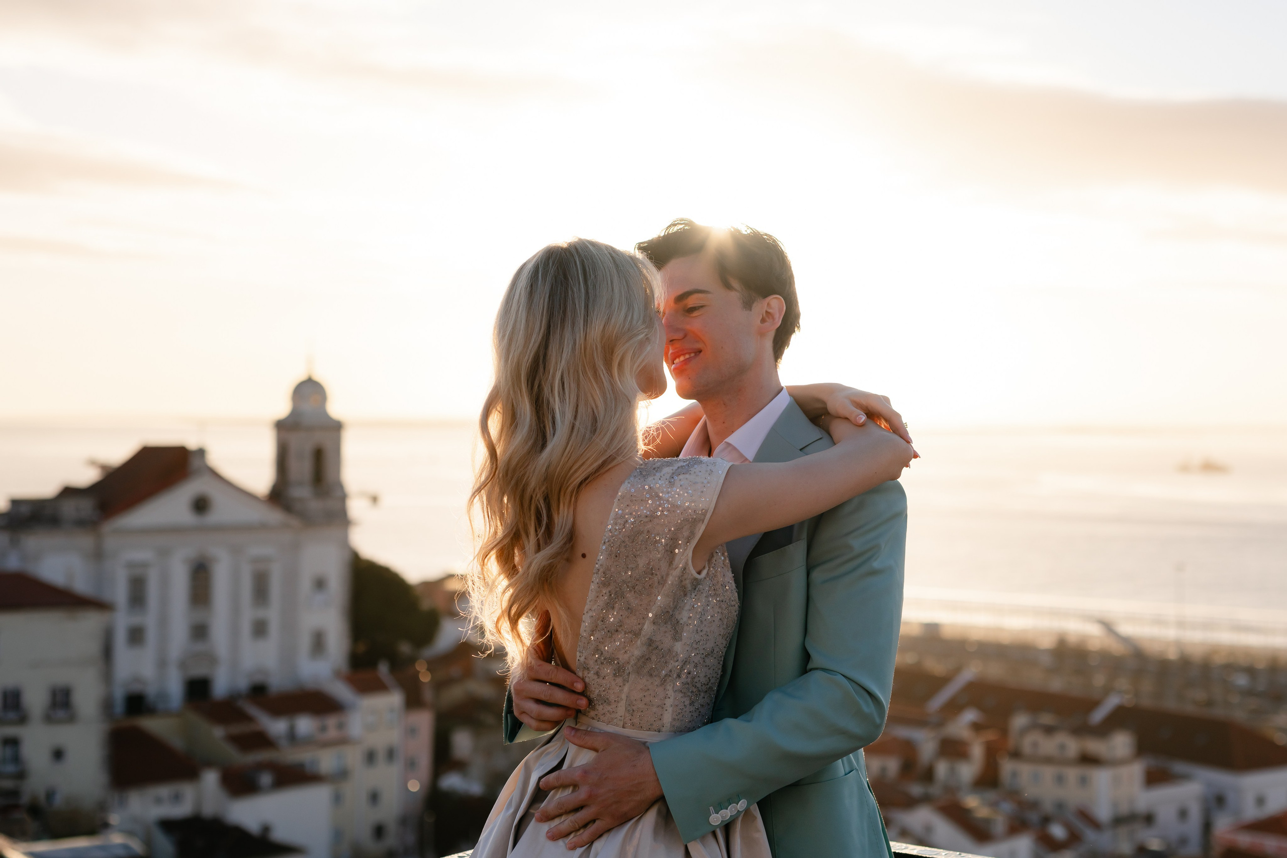 Vivien & Razvan. Main