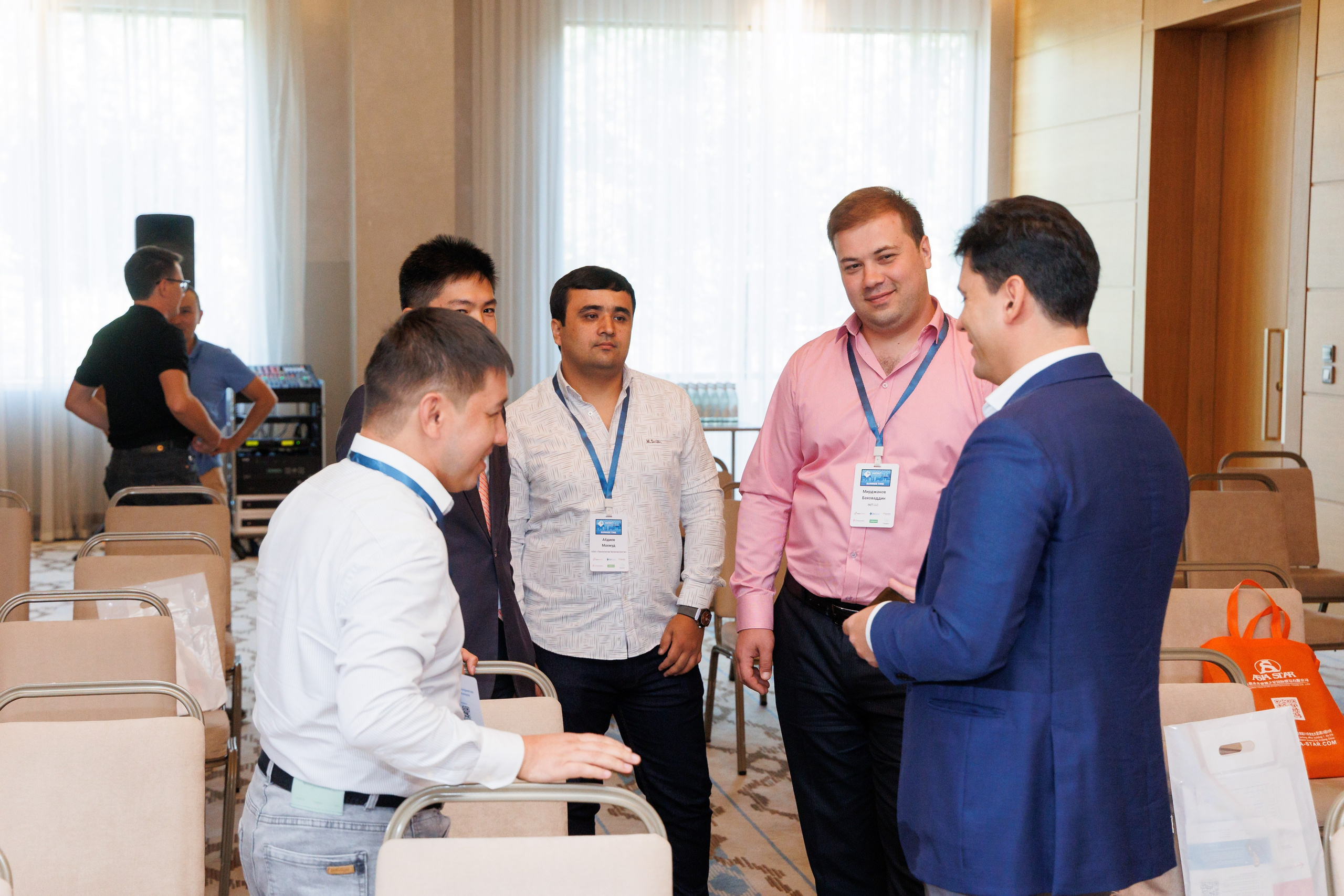 Корпоративные и бизнес встречи, фотоуслуги. Фотограф Юра Артыков, Ташкент