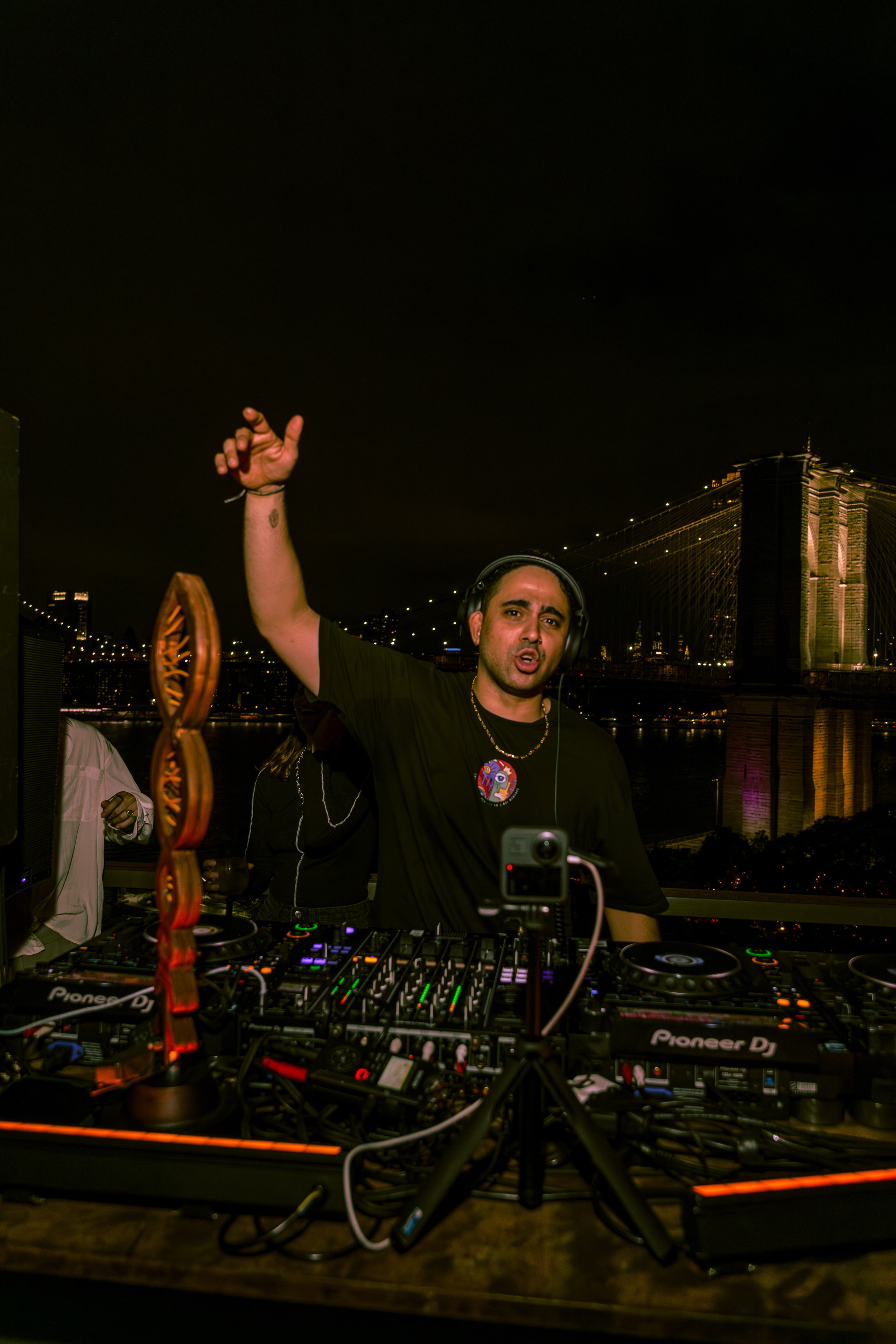 Chetana sunset sessions (@chetanaworld). Photographer New York / Los Angeles