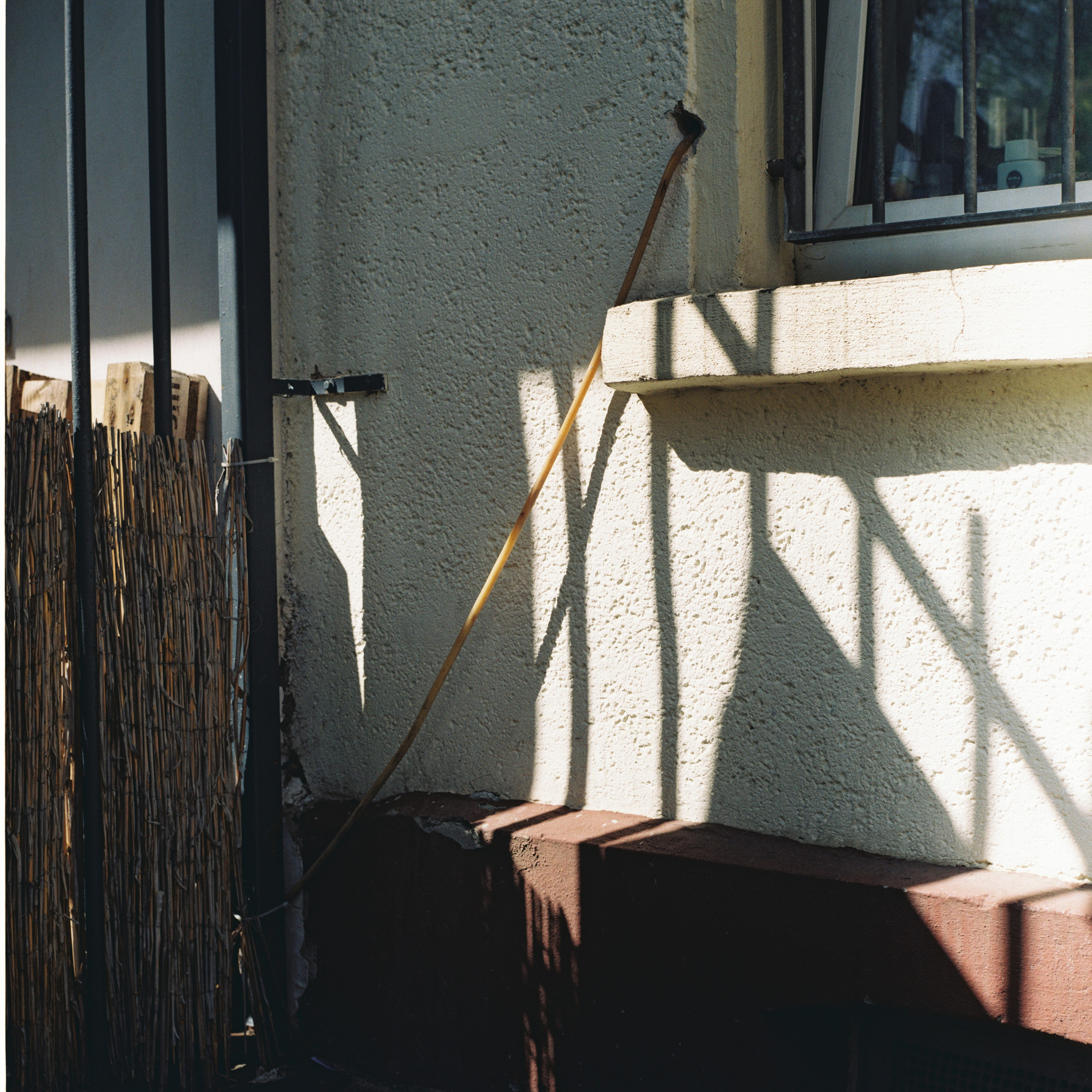 Backyard culture of the Eisenbahnstraße. Anastasia Musinova