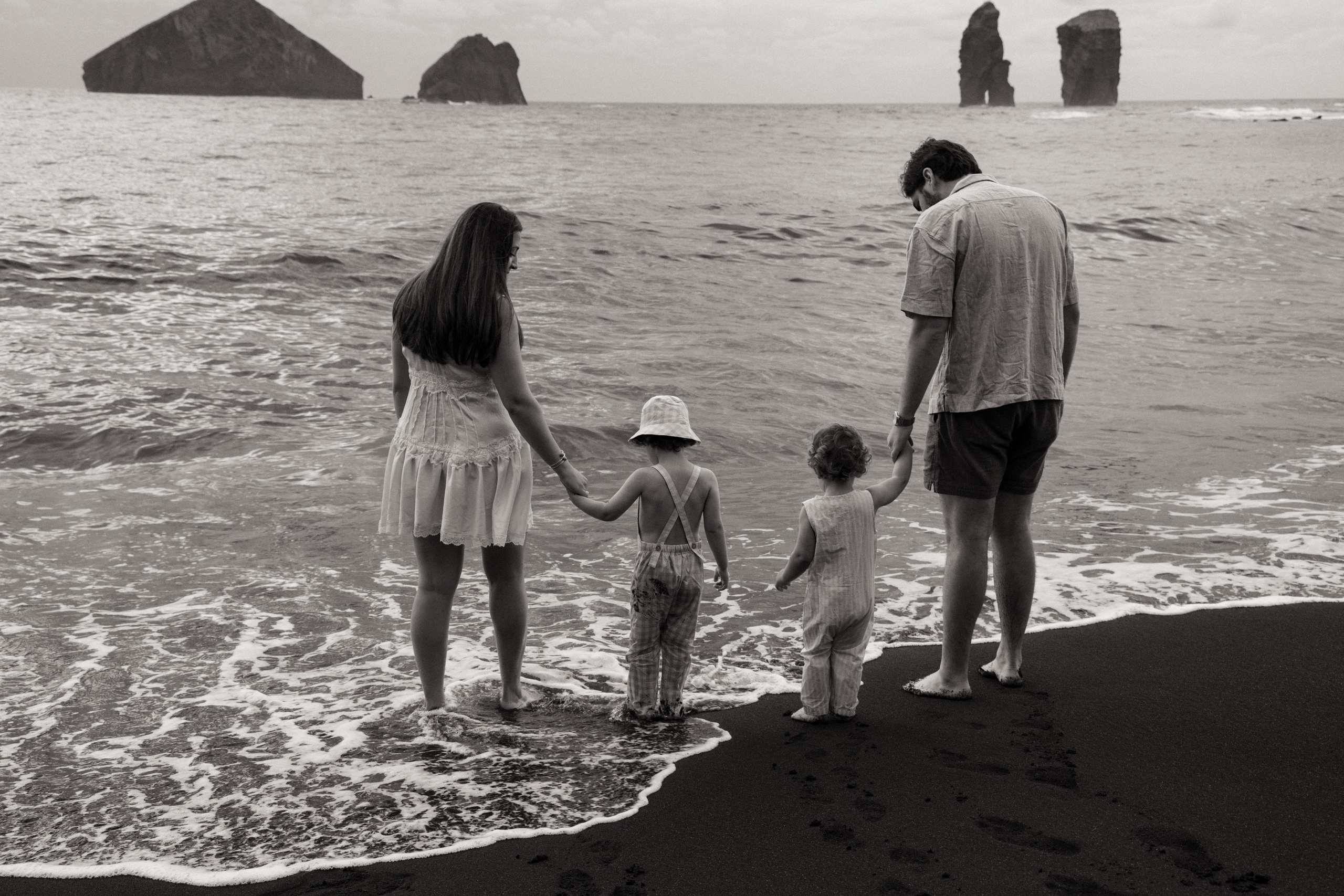 Jessica, Brian, Theo & Charlie. IRINA KALMYKOVA | PHOTOGRAPHER AZORES