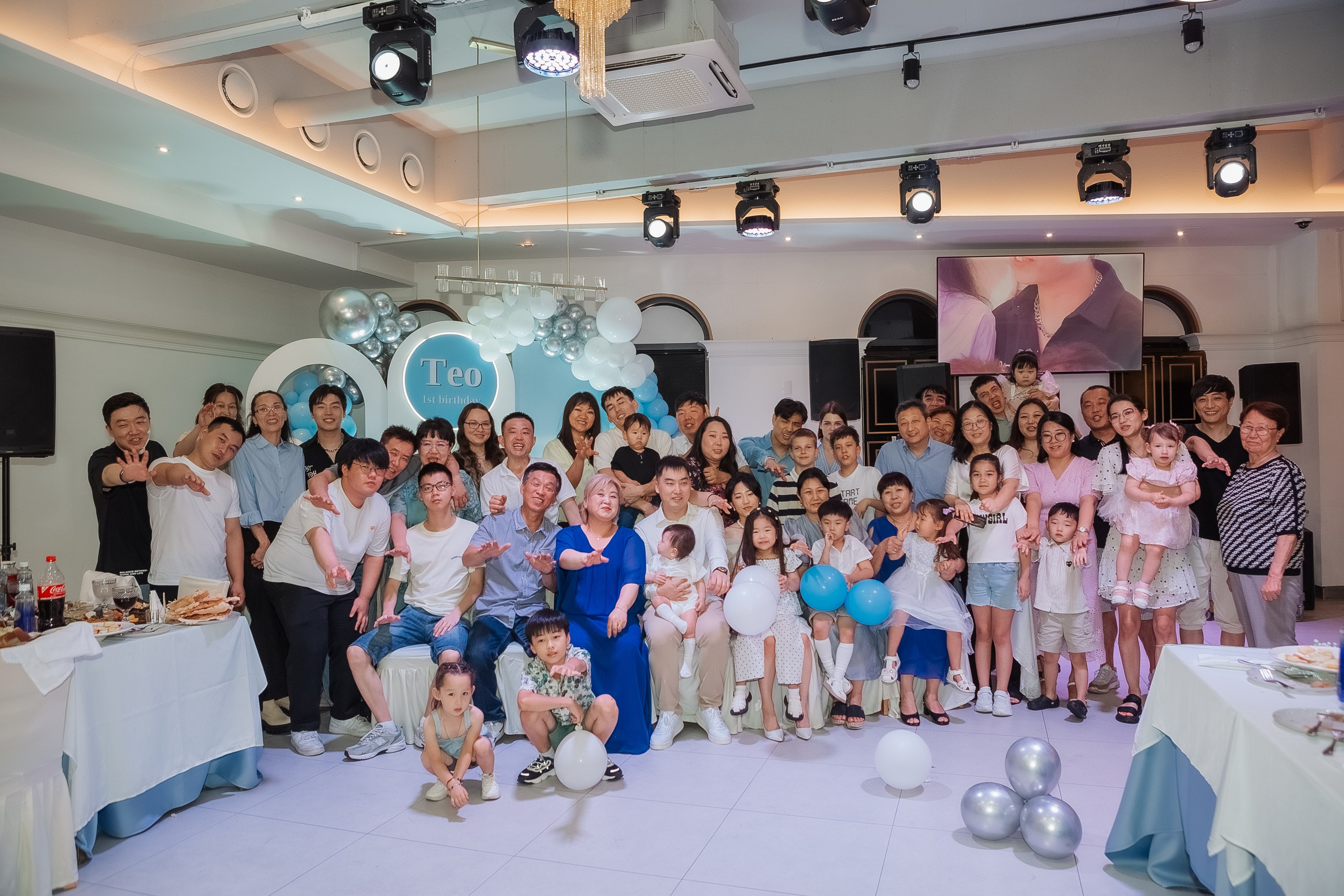 Тео дома и в ресторане. Фотограф беременности, ньюборн и годовасиков в Корее Жанна Хан