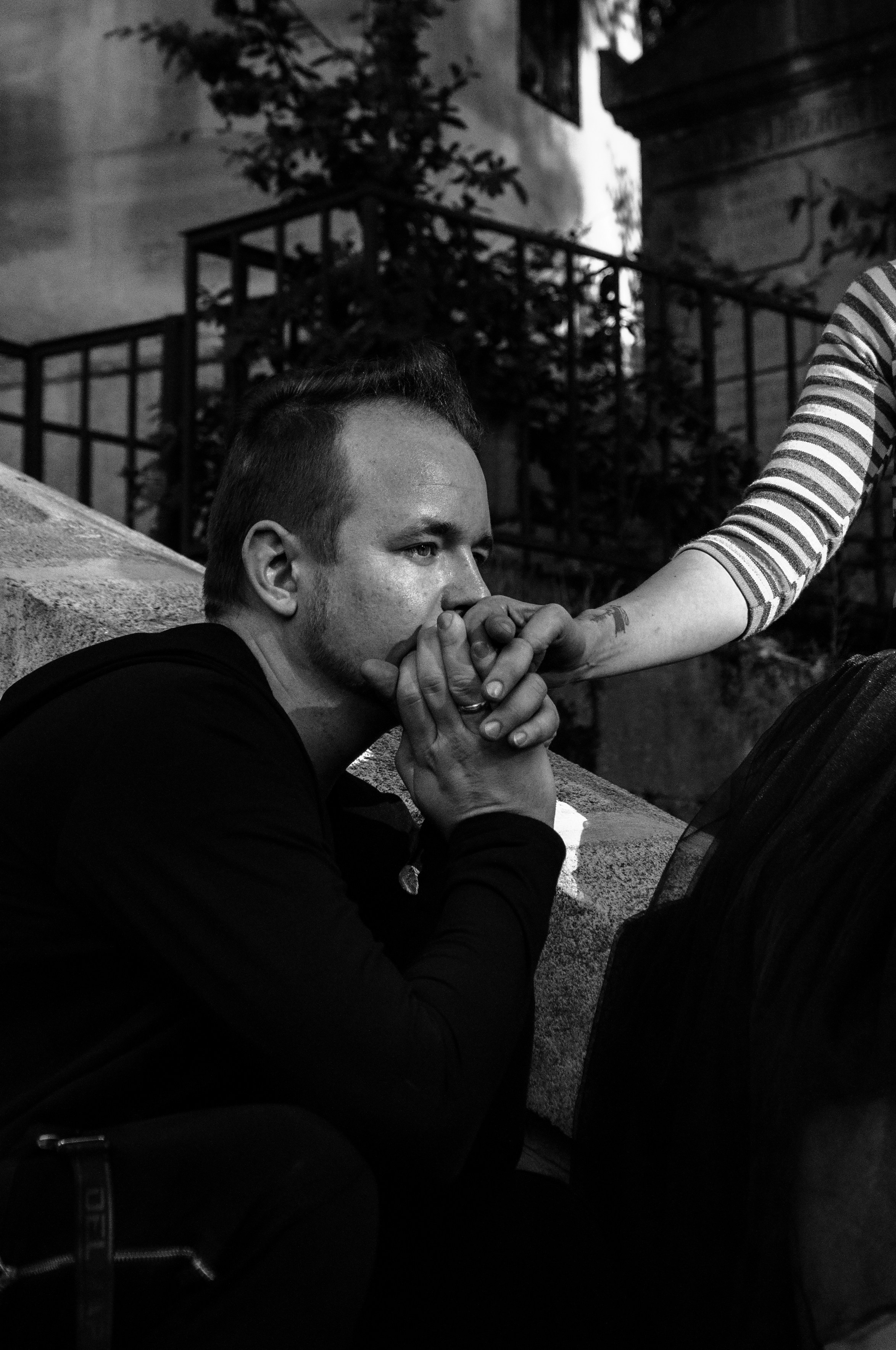 Фотосессия на Пер-Лашез. Фотограф в Париже Полина Осипова