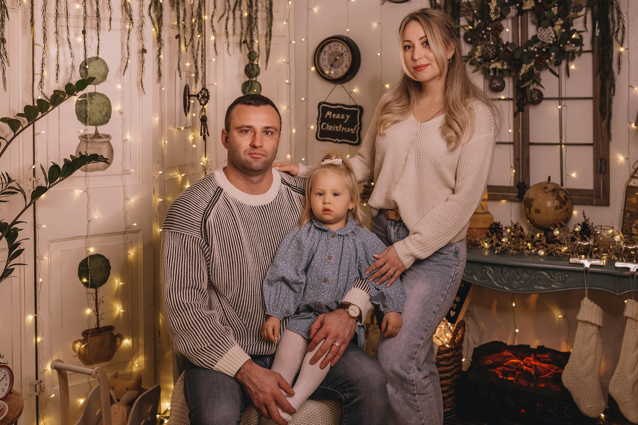 12.08.2025 Christmas Photoshoot. Wedding family event photographer in Chicago Nick Yushevich