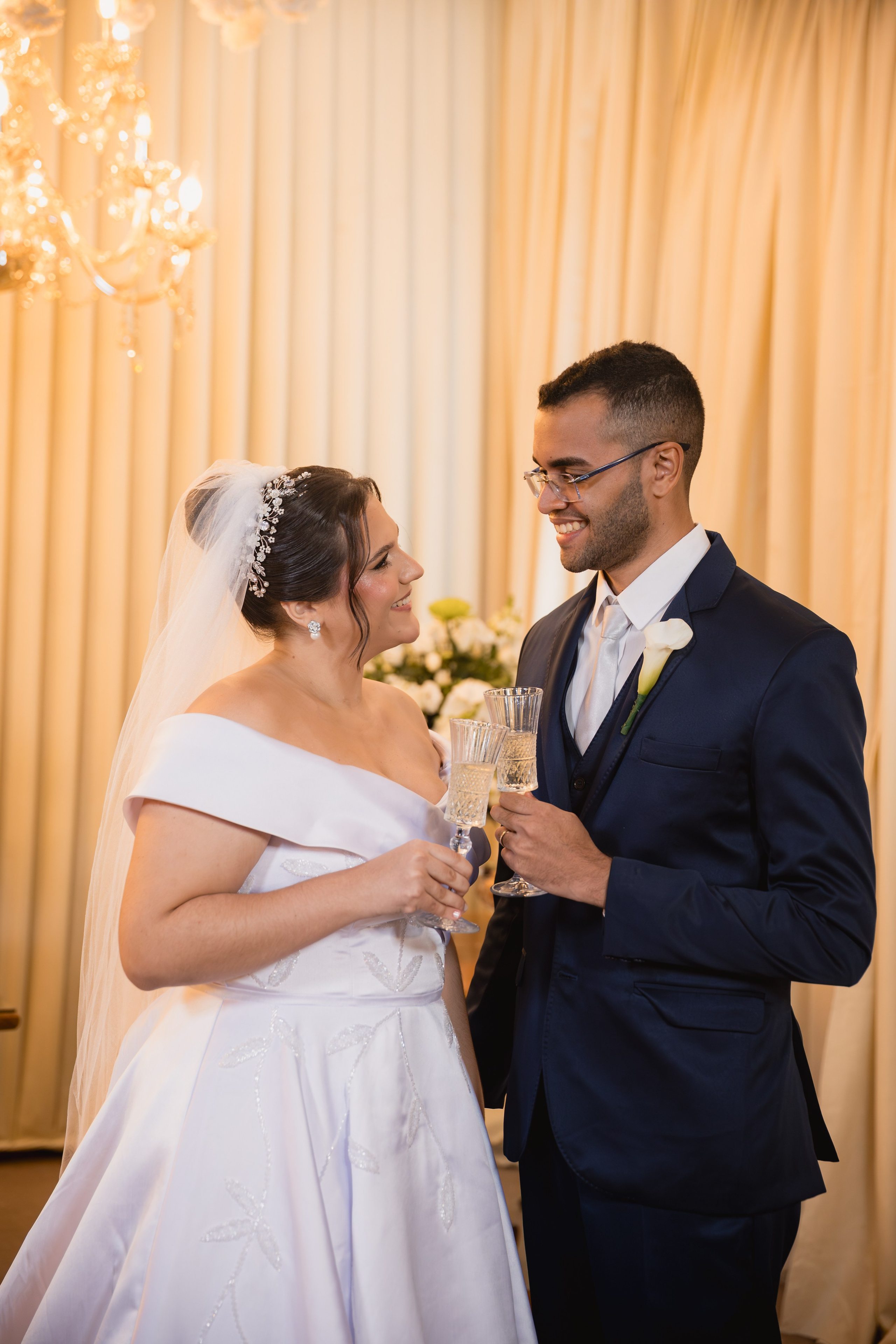 Amanda e Lucas. Aldrin Wesley Fotografia | Casamentos, ensaios e momentos que merecem ser lembrados para sempre
