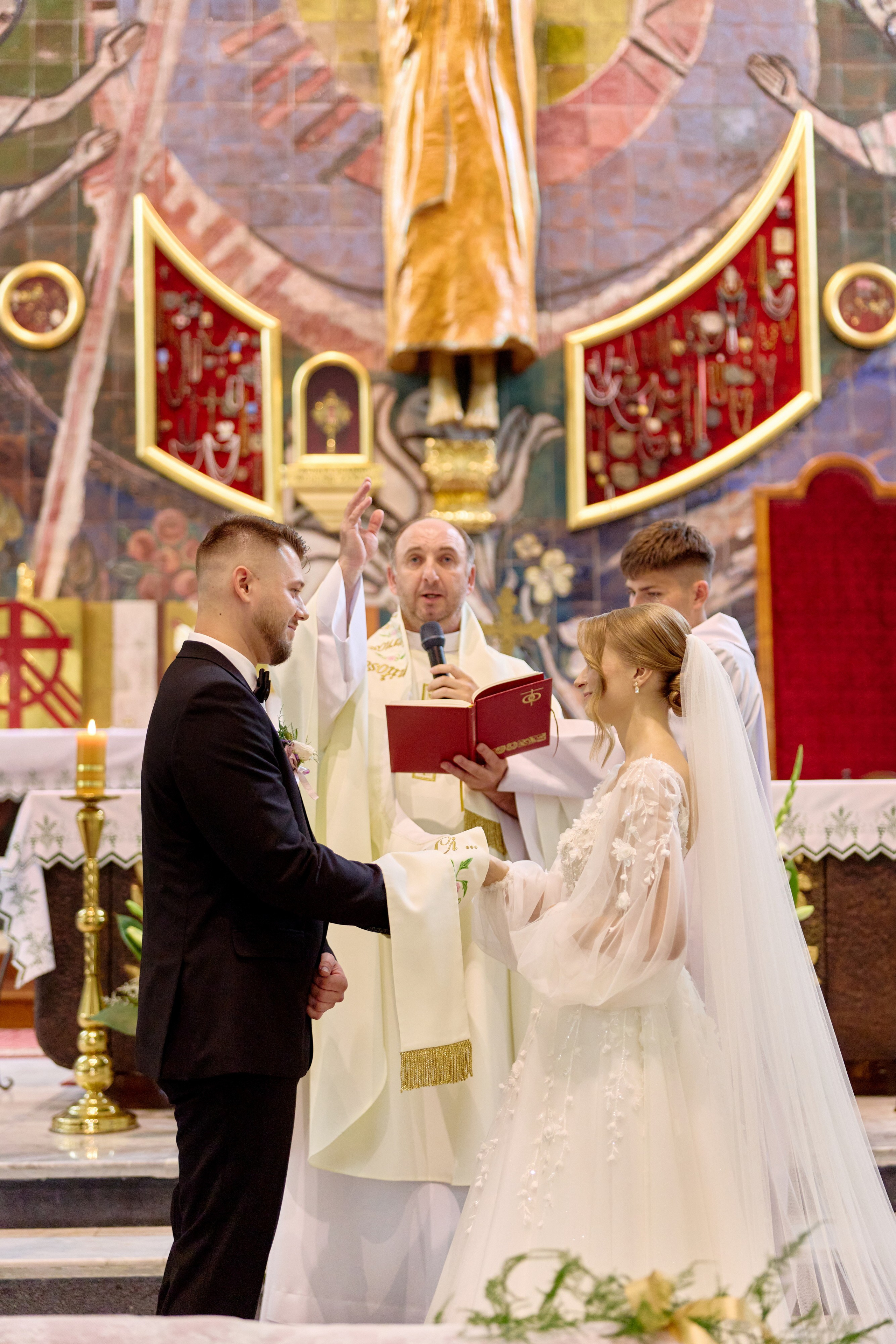 Ślub w kościele, Siedlce. Daniel Chróściel Studio Myslub Fotografia i wideo ślubne