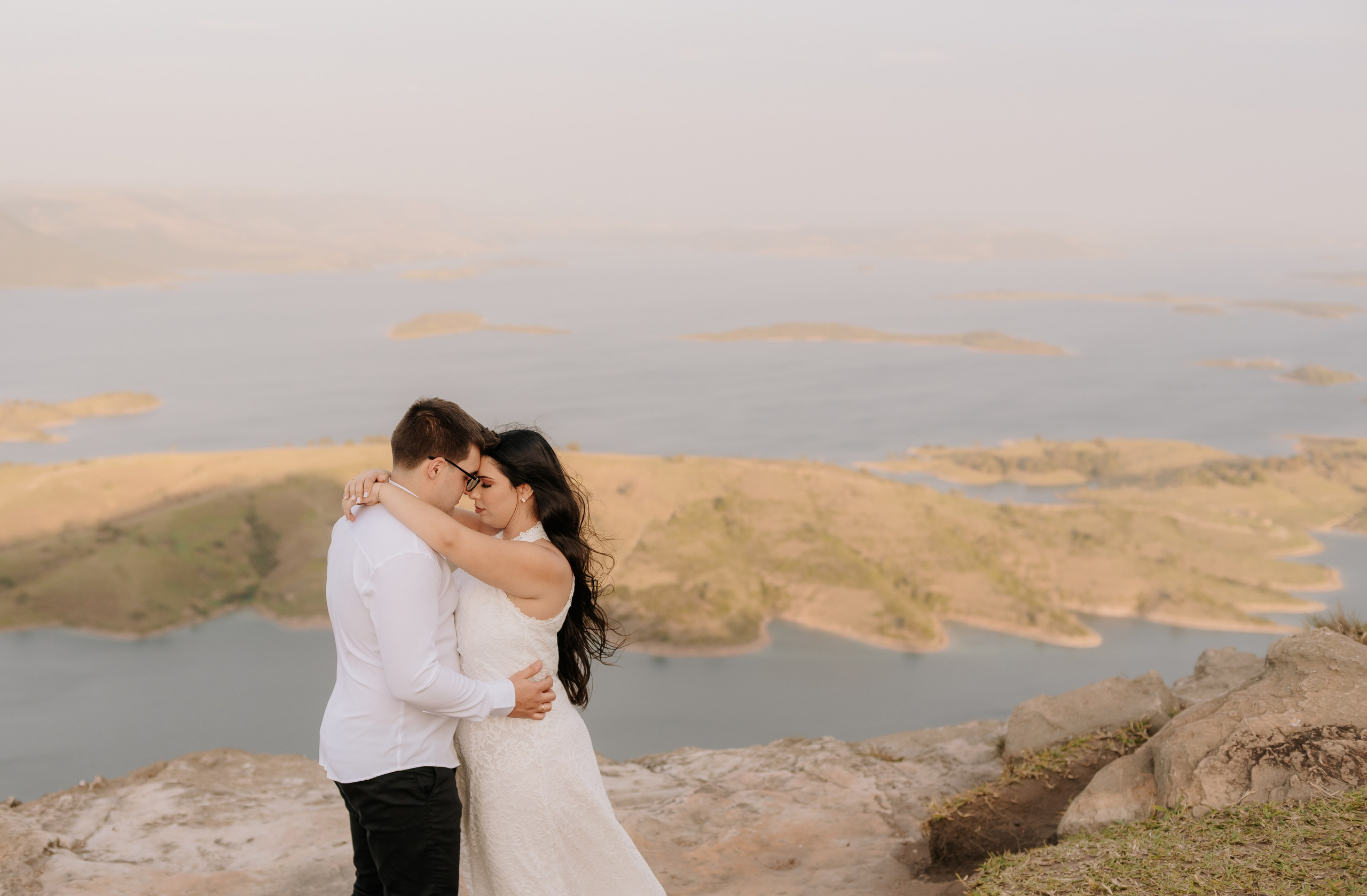 Beatriz & Pablo — Morro Do Gavião / Ribeirão Claro PR. Robson Colaço