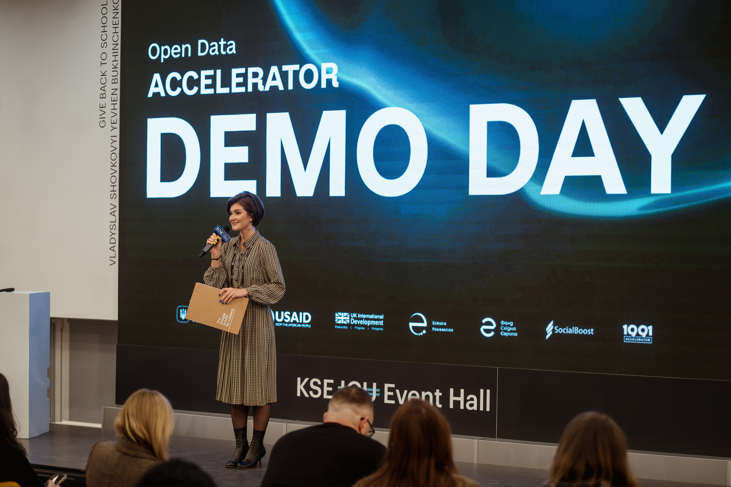 1991 Open Data Accelerator. Kostiantyn Holinchenko. Reportage and portrait photographer