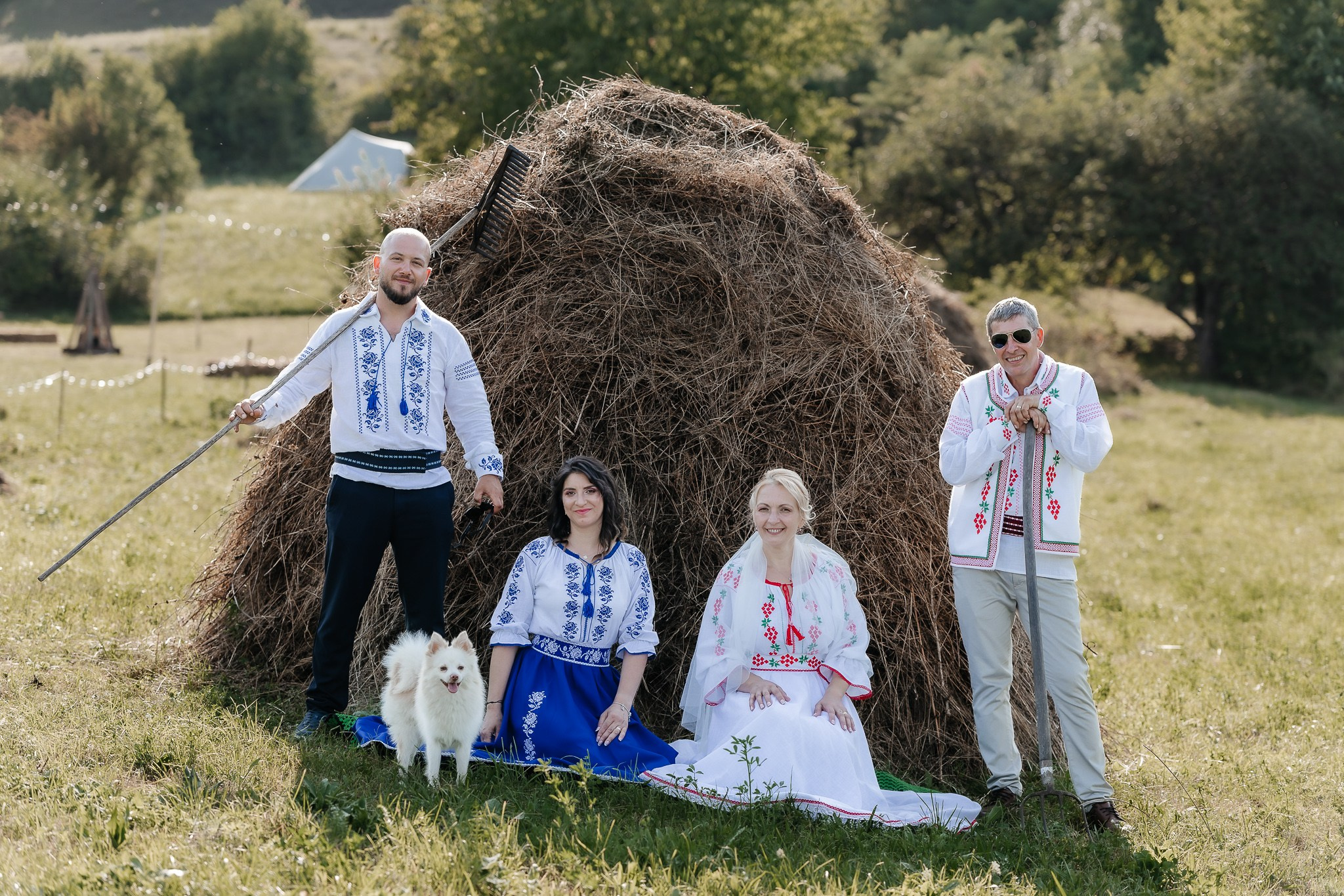 Tradiție și distracție. FotoACTIV.ro - Imaginea ta contează