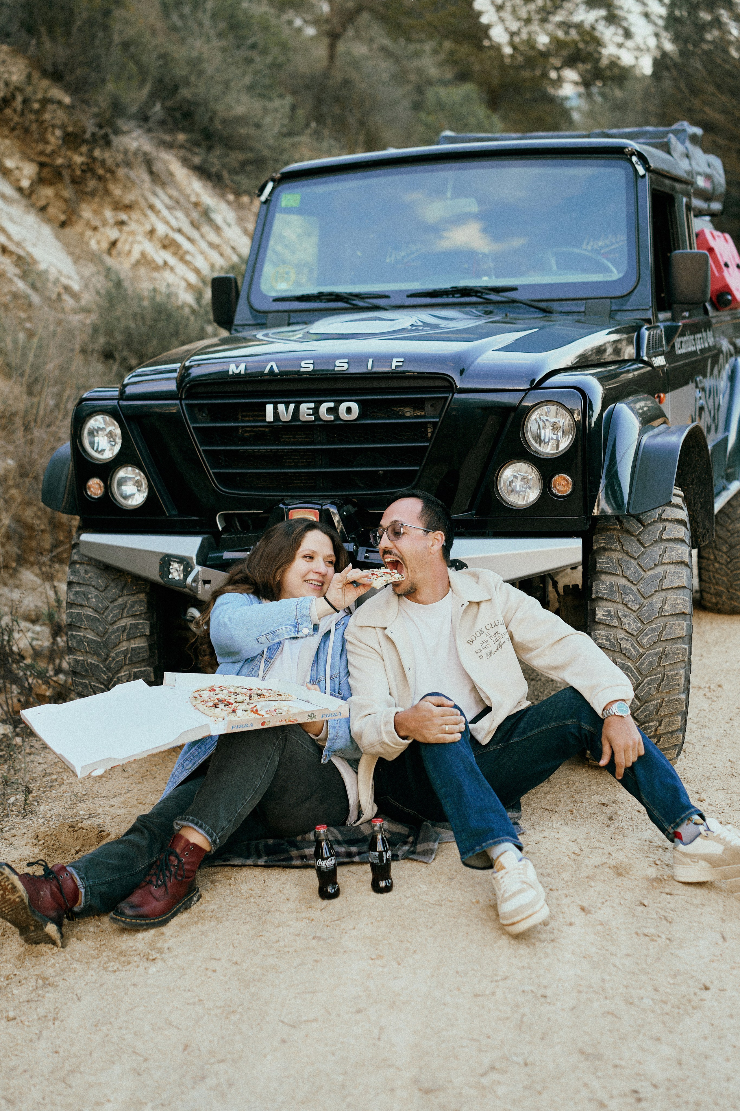 Луис и Лена. Машина. Фотограф в Барселоне Жанна Захарченко