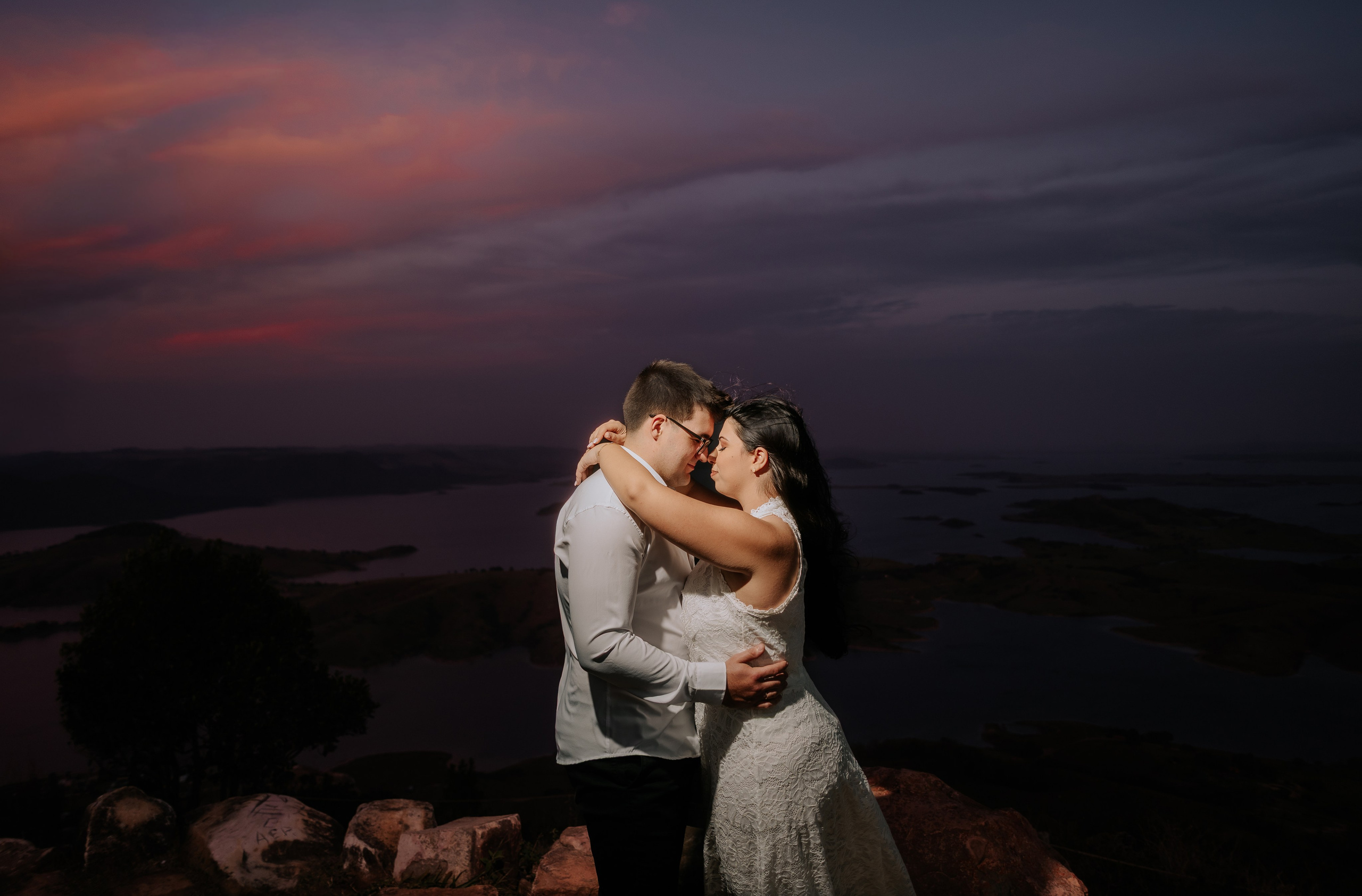 Beatriz & Pablo — Morro Do Gavião / Ribeirão Claro PR. Robson Colaço
