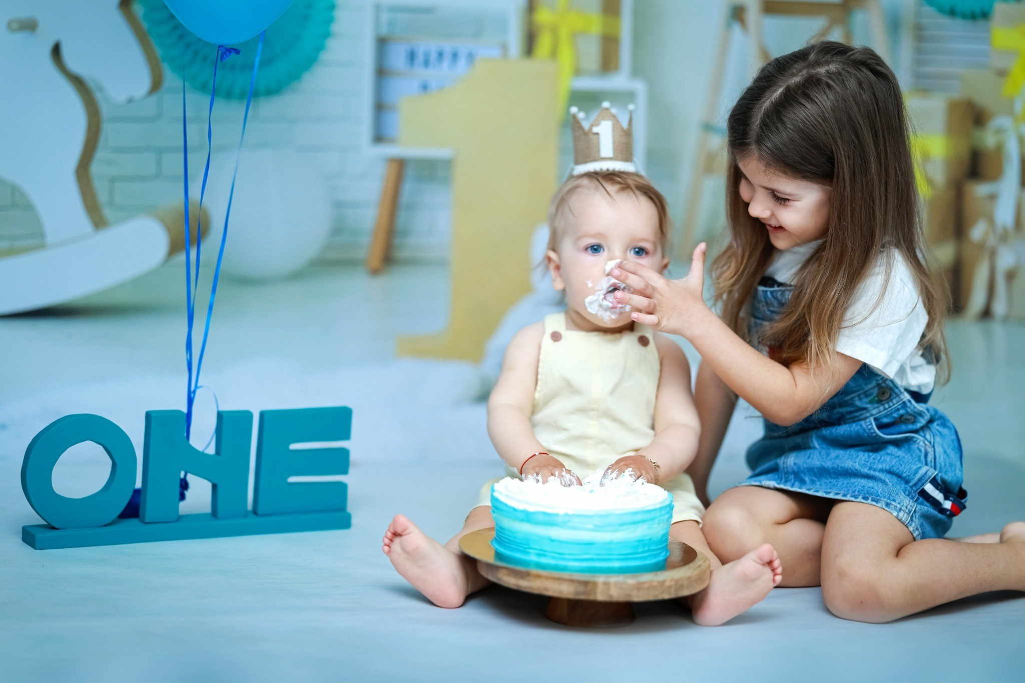 Smash the Cake. Fotograf Nuntă Constanța - Moments by Gub