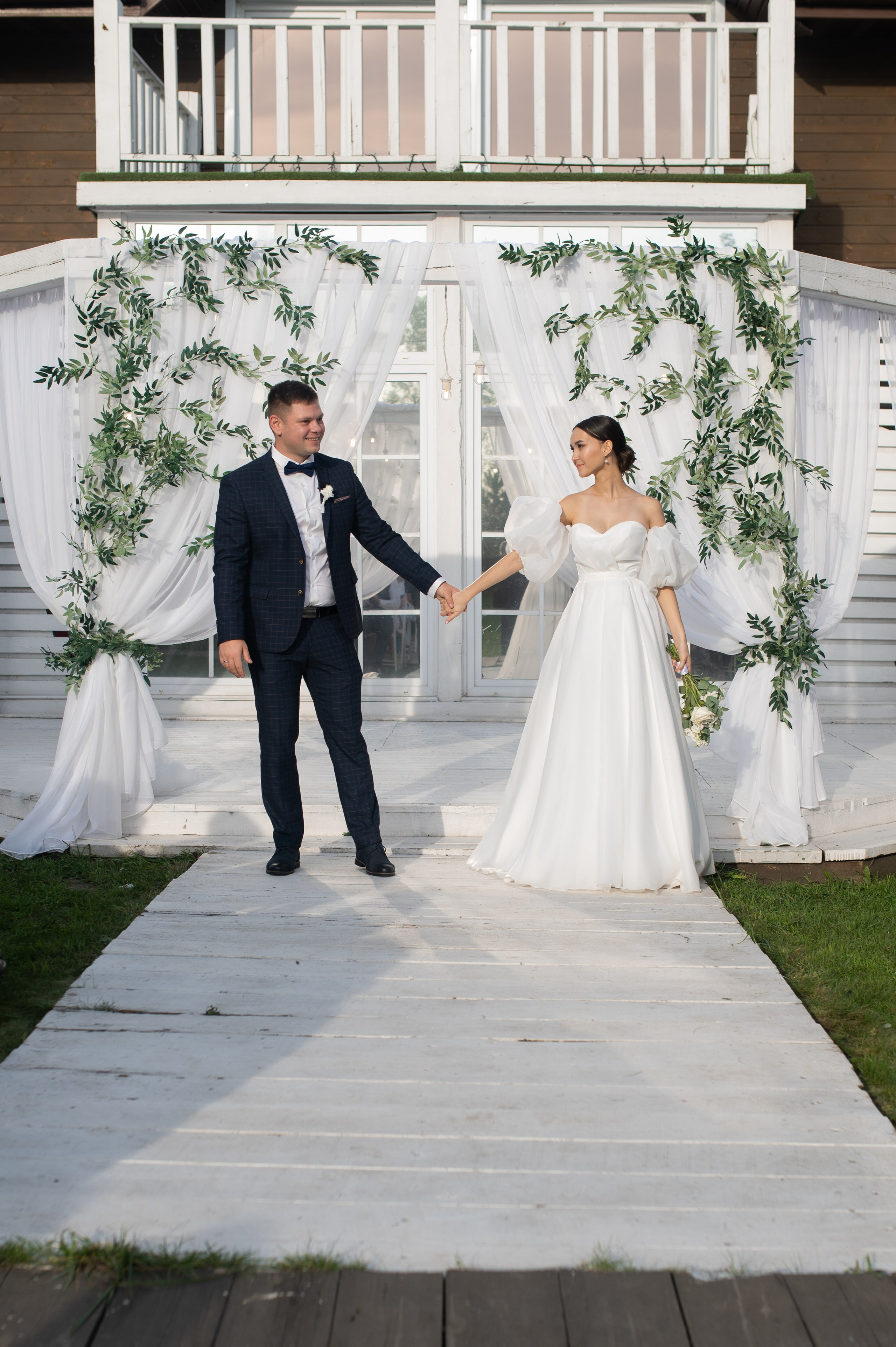 Together is better. Wedding and commercial photographer